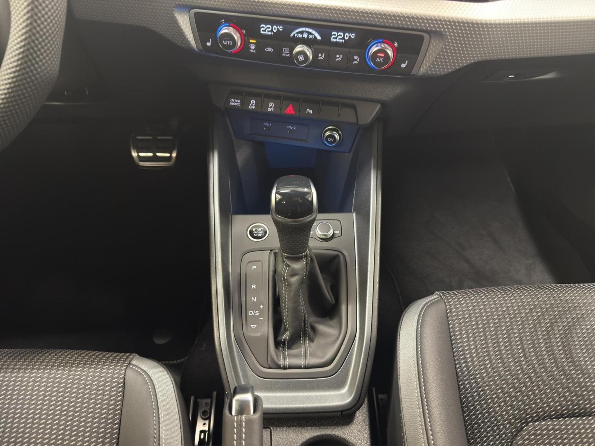 Audi A1 Sportback S line (2025) - Foto 12