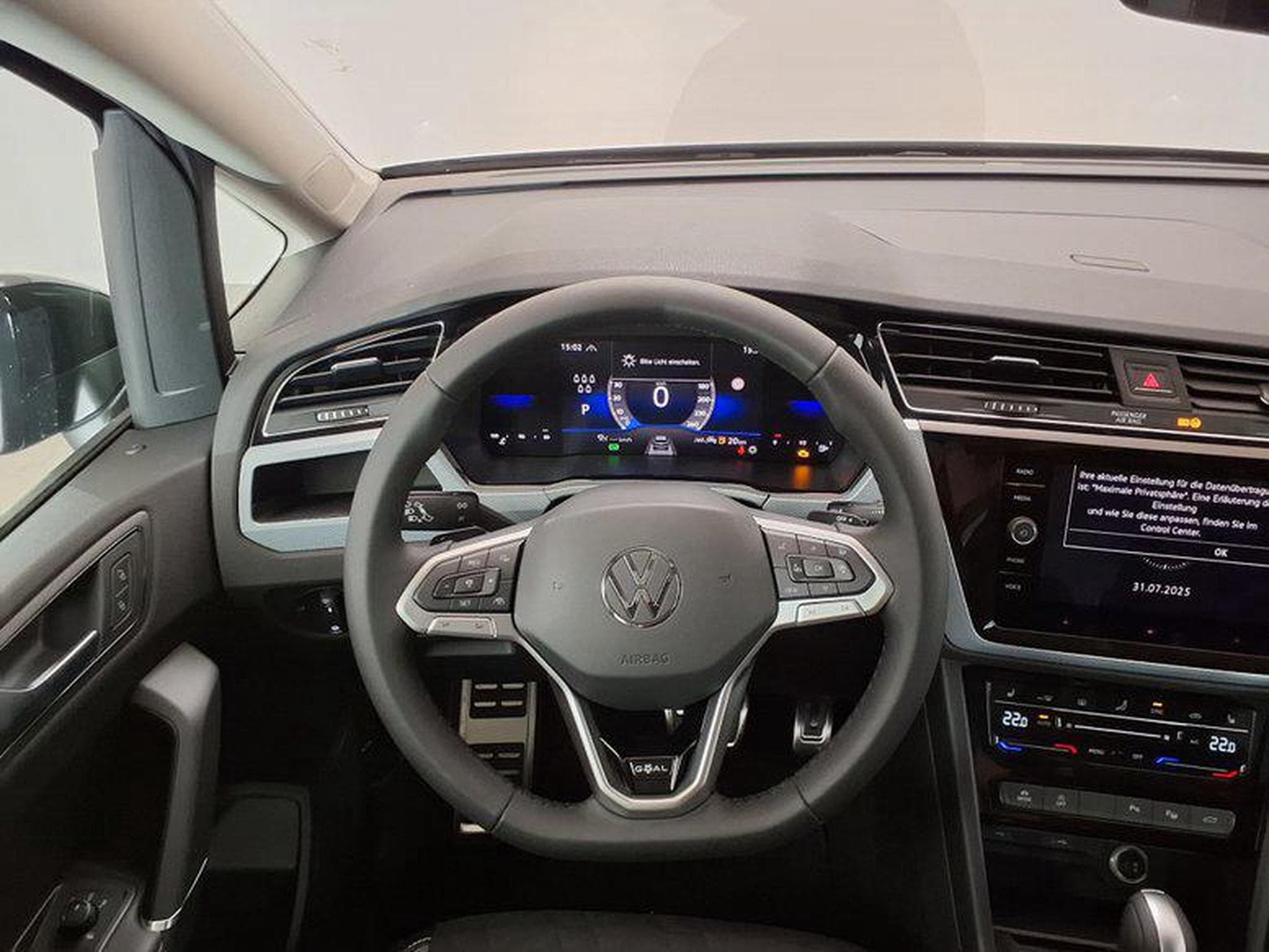 VW Touran Life Plus 1.5 TSI 7-Gang DSG (2025) - Foto 12