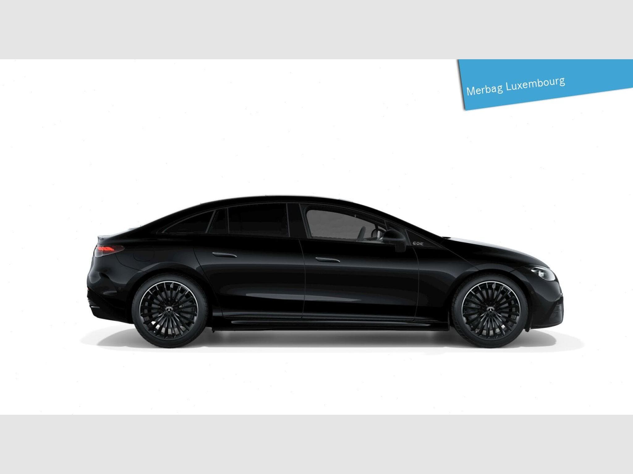 Mercedes EQE 4MATIC AMG-Line (2022) - Photo 2