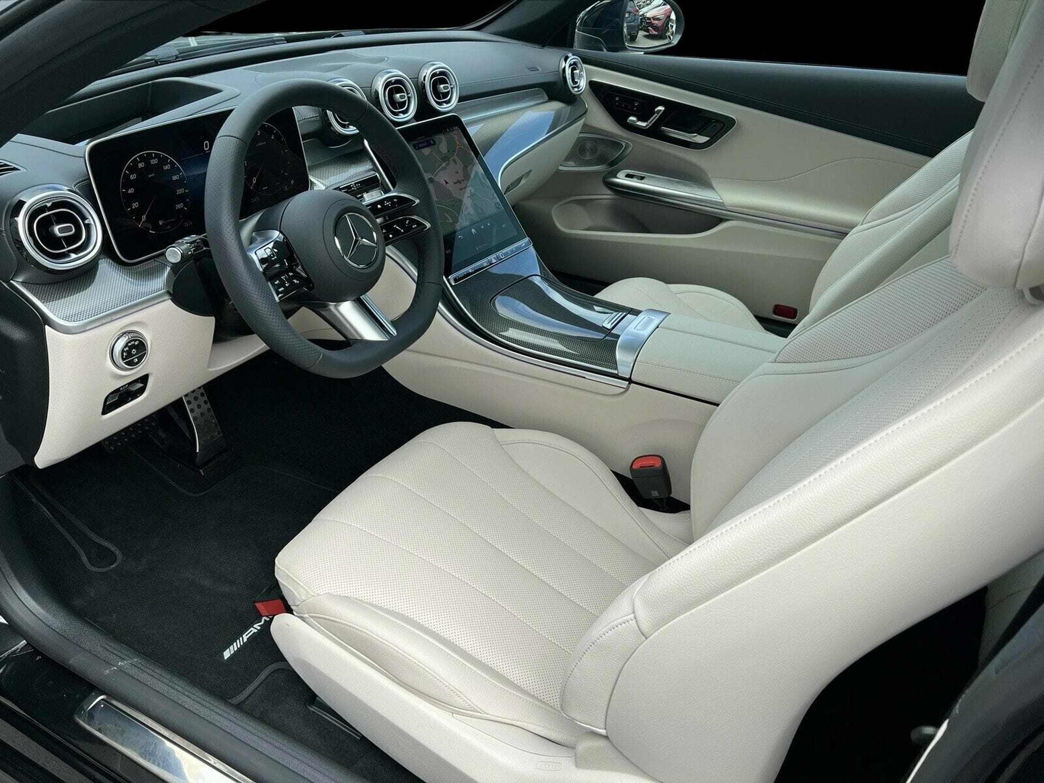 Mercedes CLE d Coupé (2024) - Foto 6