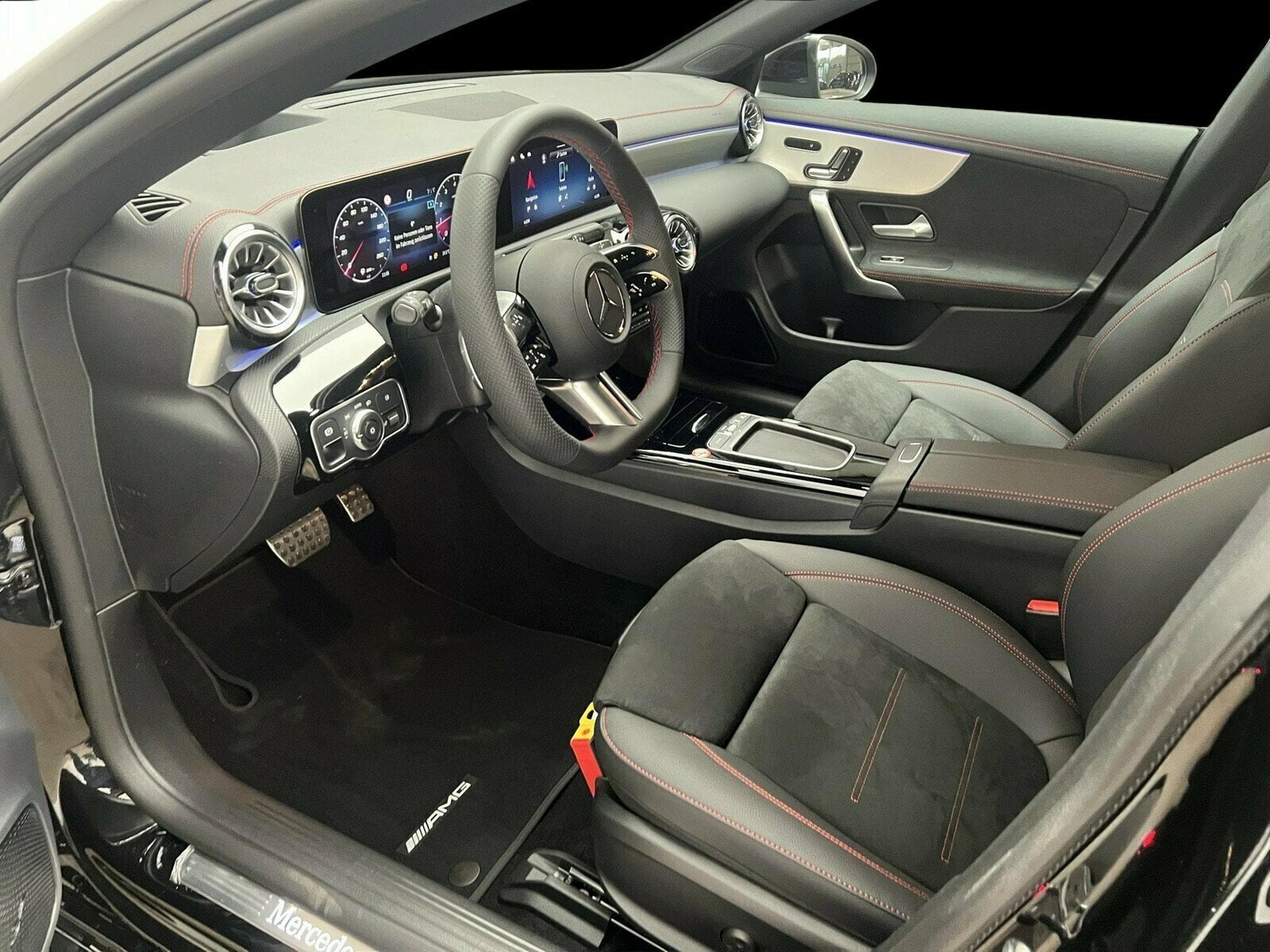 Mercedes CLA CLA 180 Shooting Brake (2025) - Photo 6