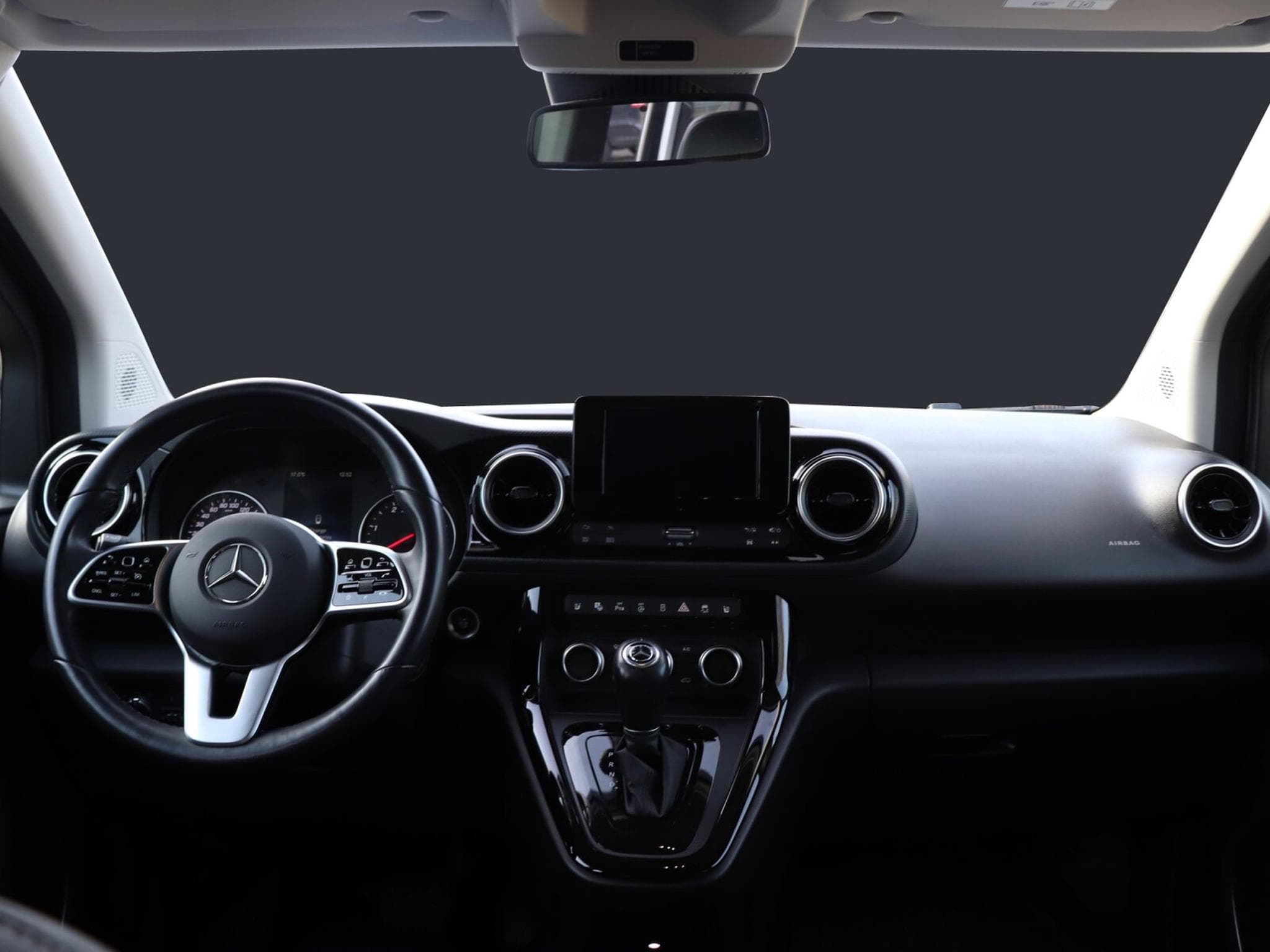 Mercedes T d STYLE Standard (2023) - Photo 8