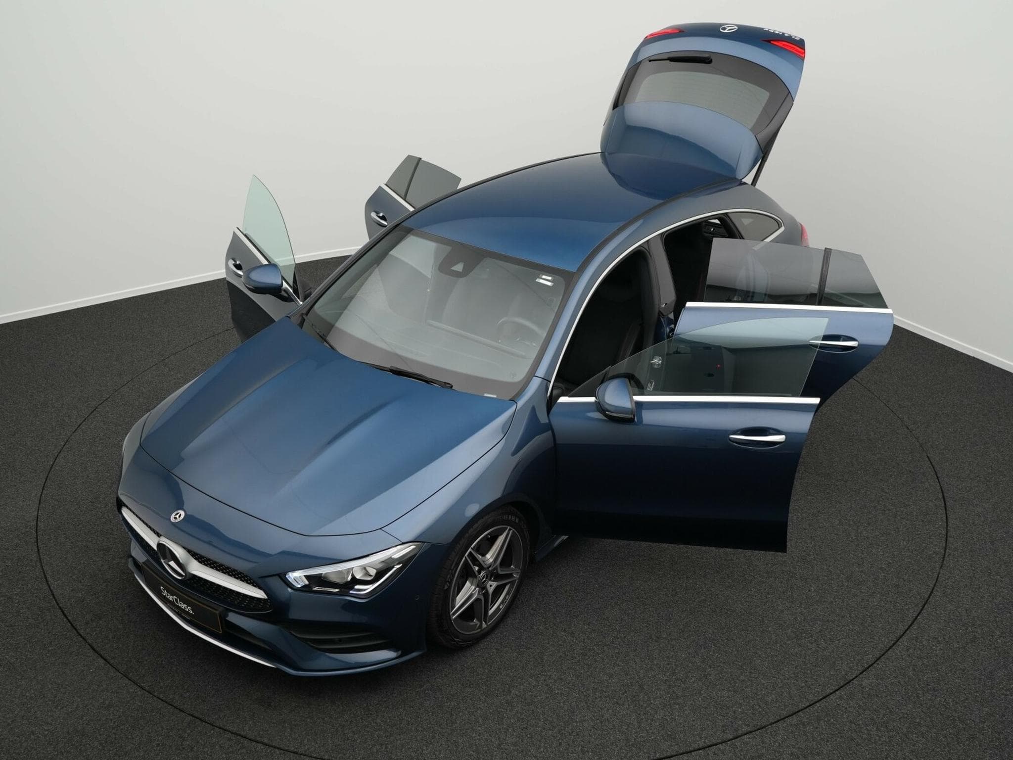 Mercedes CLA CLA 180 d Shooting Brake (2023) - Photo 12