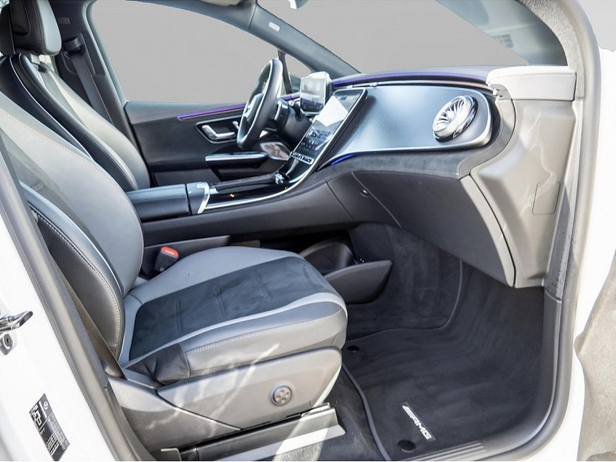 Mercedes EQ (2025) - Foto 2