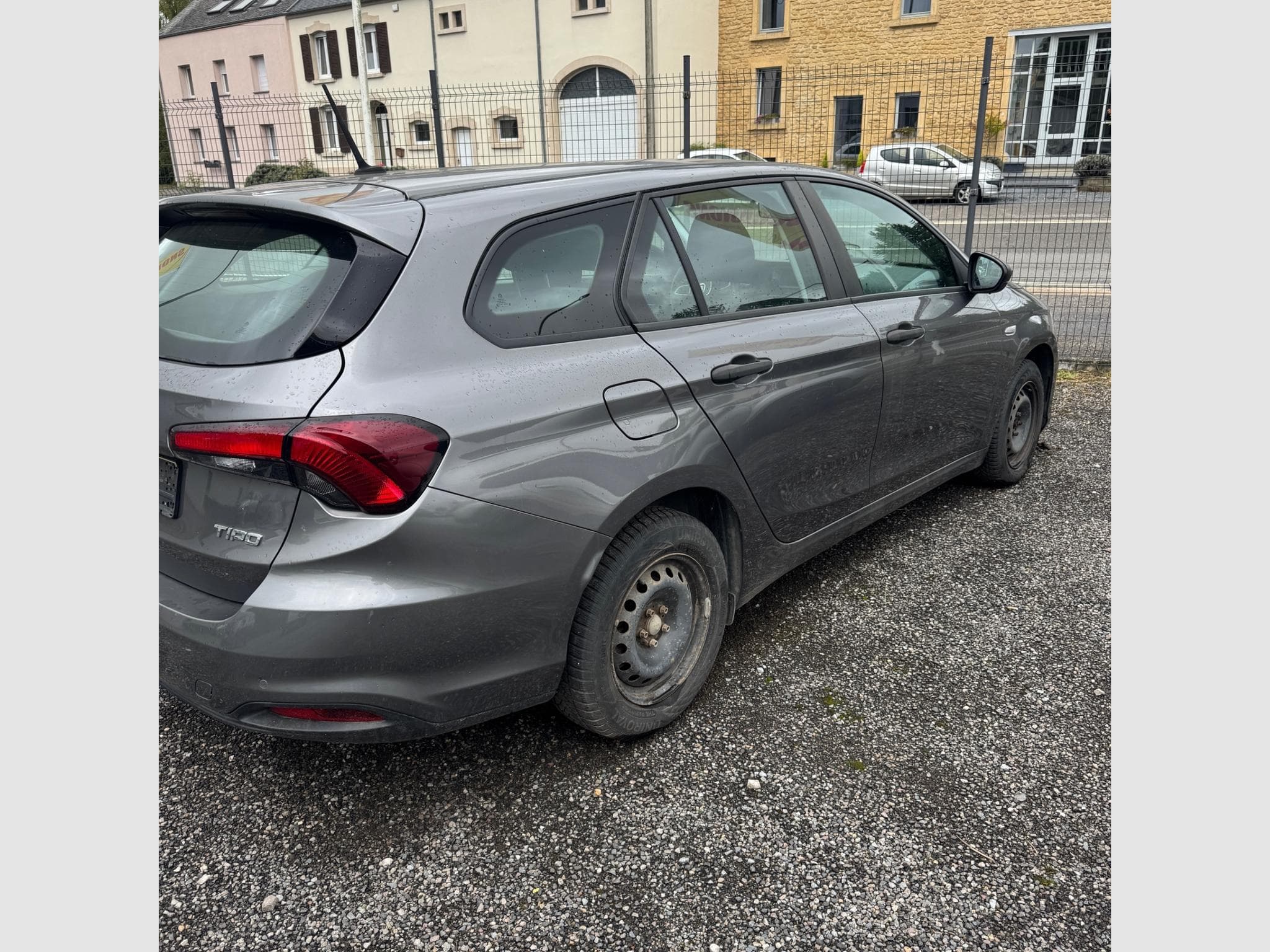 Fiat Tipo SW 1,4 I LOUNGE (2018) - Photo 2