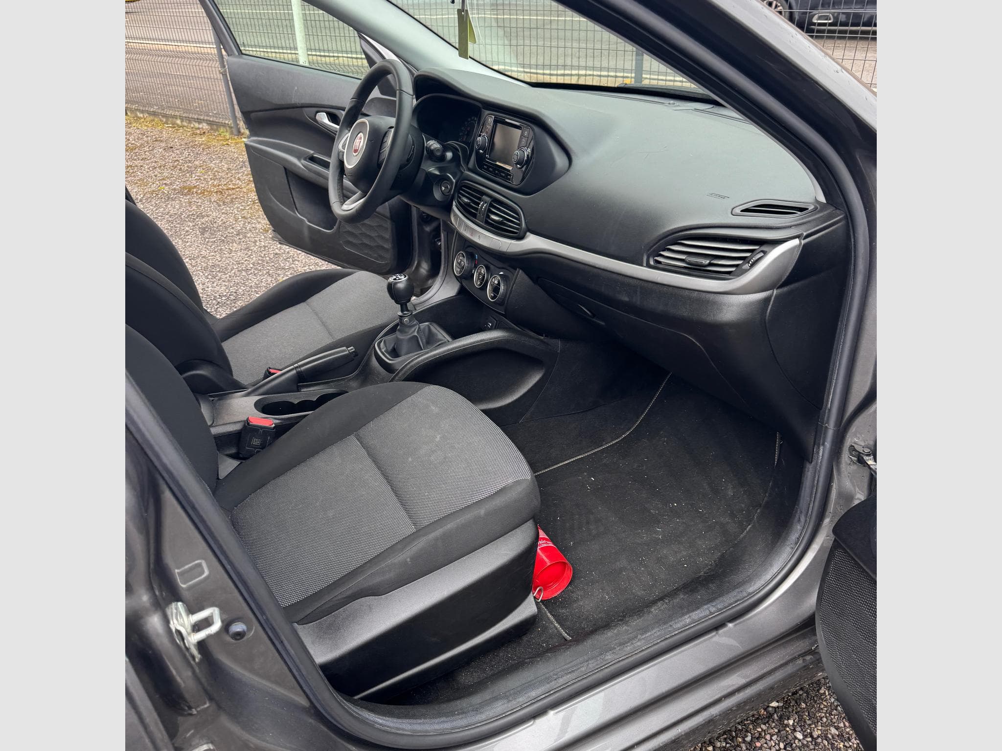 Fiat Tipo SW 1,4 I LOUNGE (2018) - Photo 8