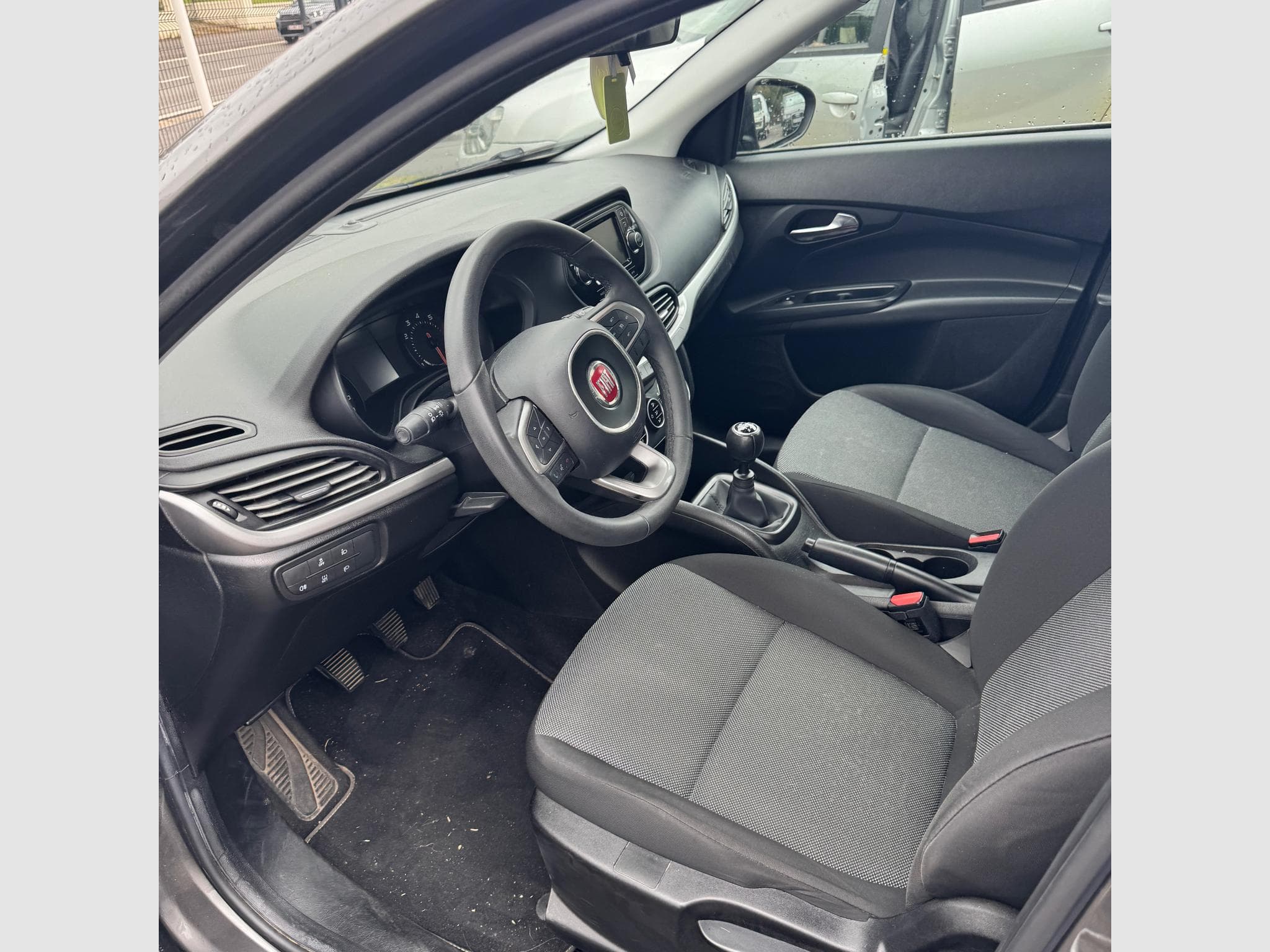 Fiat Tipo SW 1,4 I LOUNGE (2018) - Photo 7