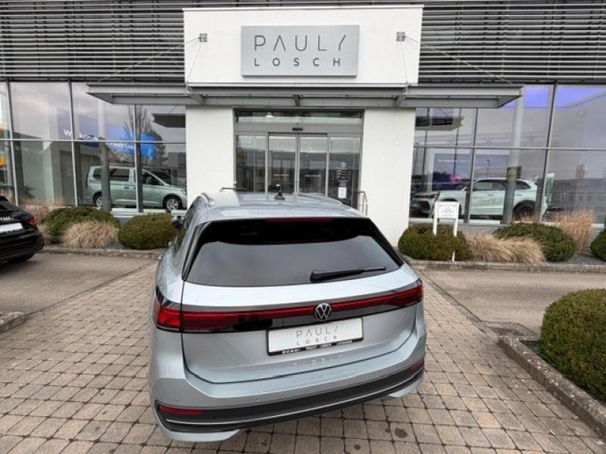 VW Passat Business (2024) - Foto 8