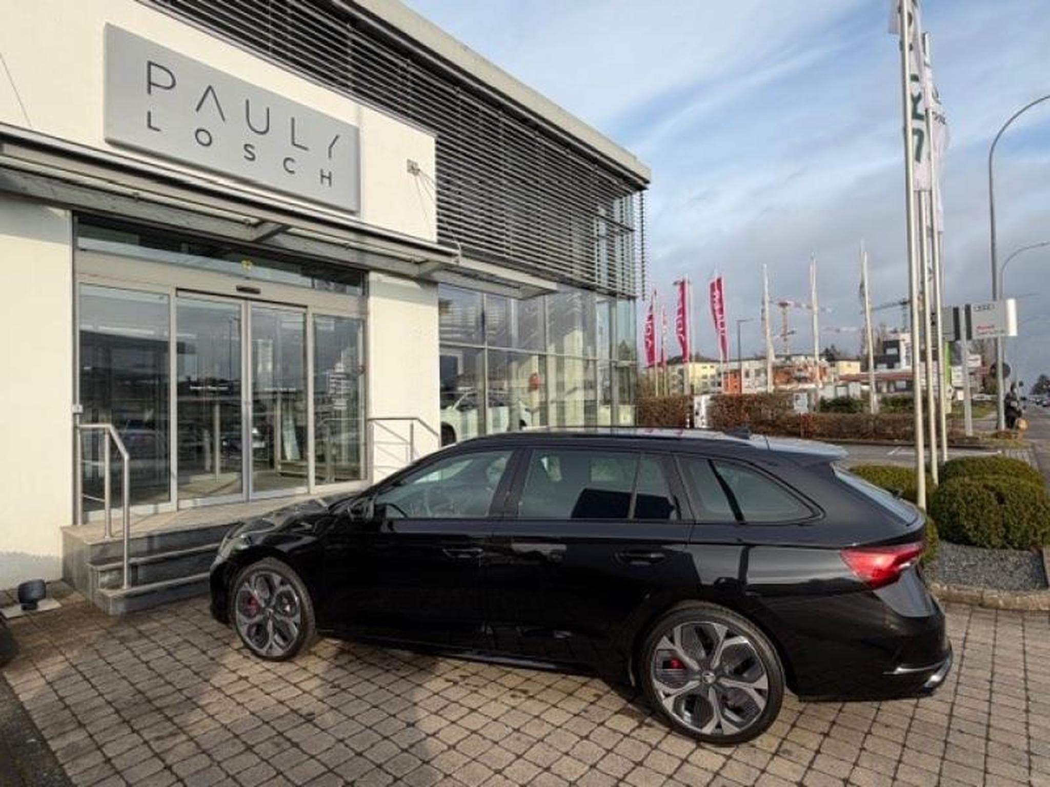 Skoda Octavia COMBI RS (2024) - Photo 7