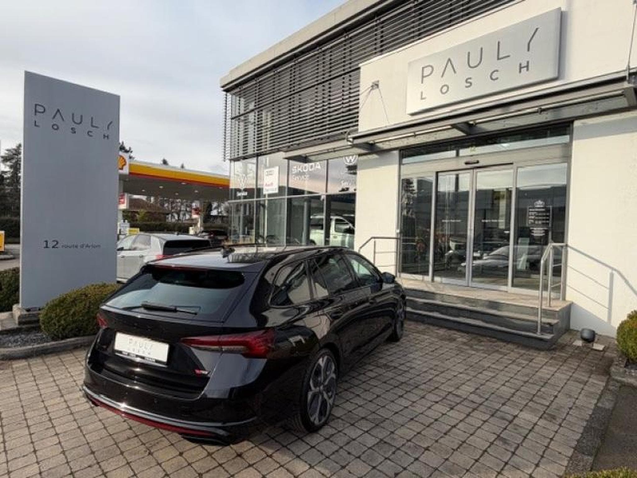 Skoda Octavia COMBI RS (2024) - Photo 9