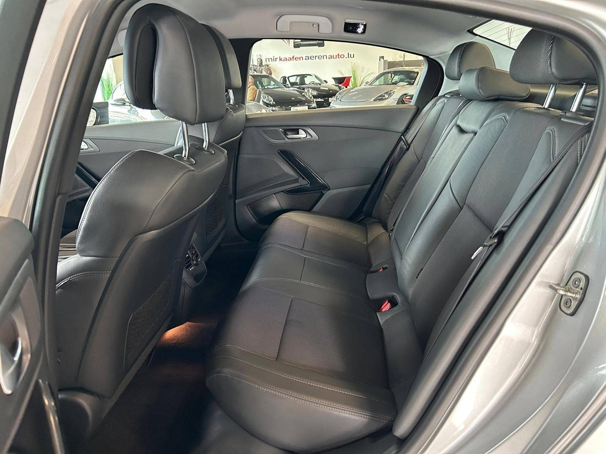 Peugeot 508 Allure (2016) - Foto 12