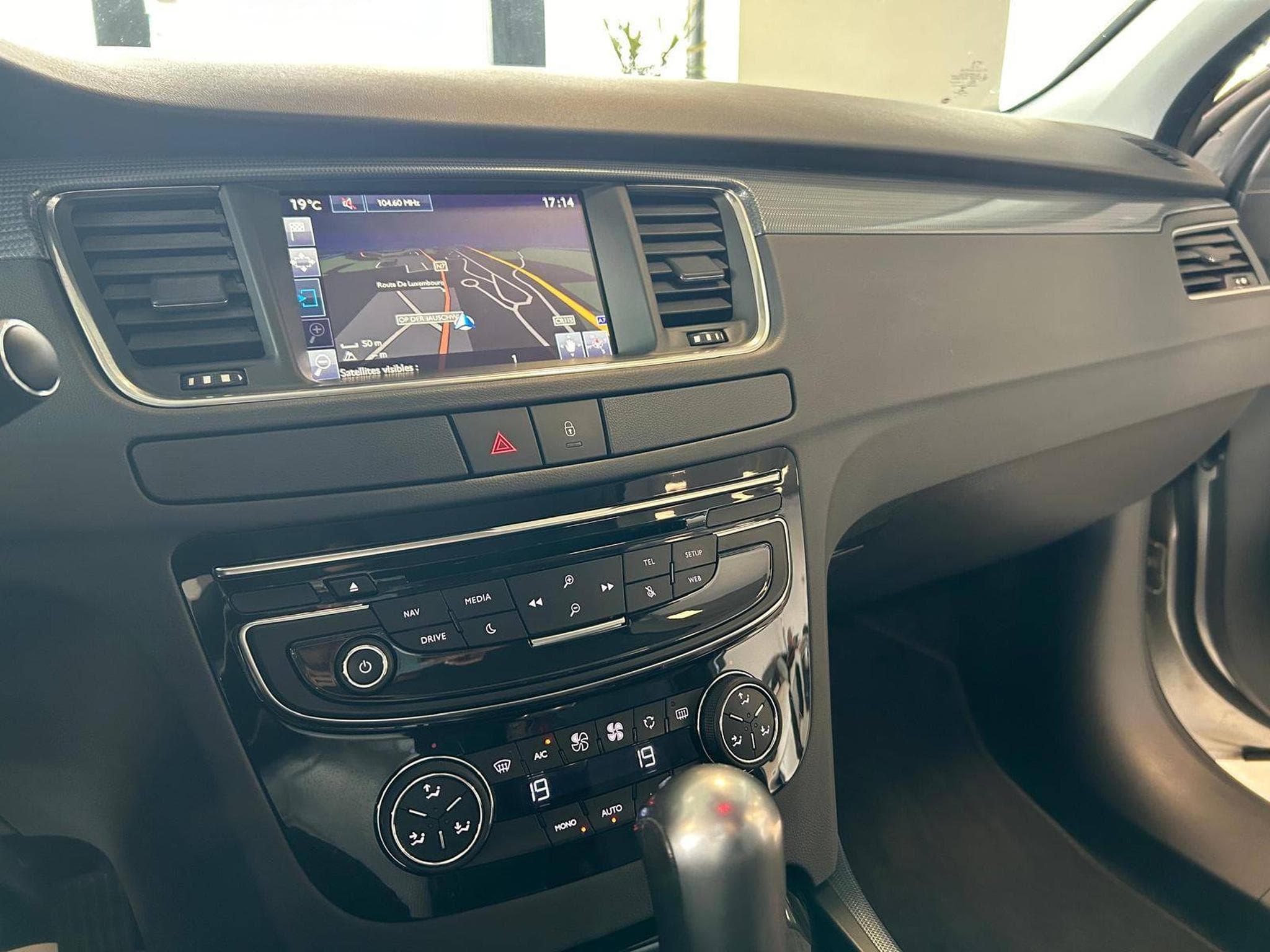 Peugeot 508 Allure (2016) - Foto 9