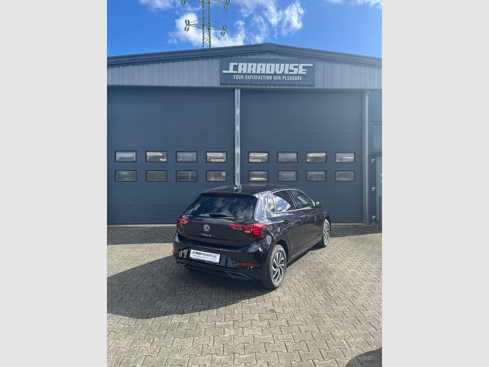 VW Polo TSI LIMITED (2025) - Photo 4