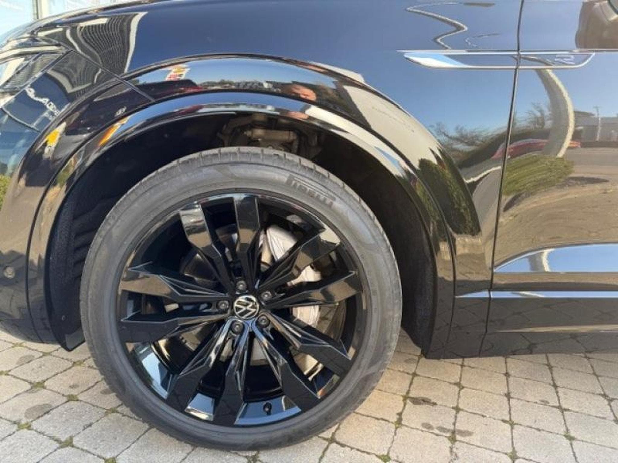 VW Touareg R-LINE (2022) - Foto 11