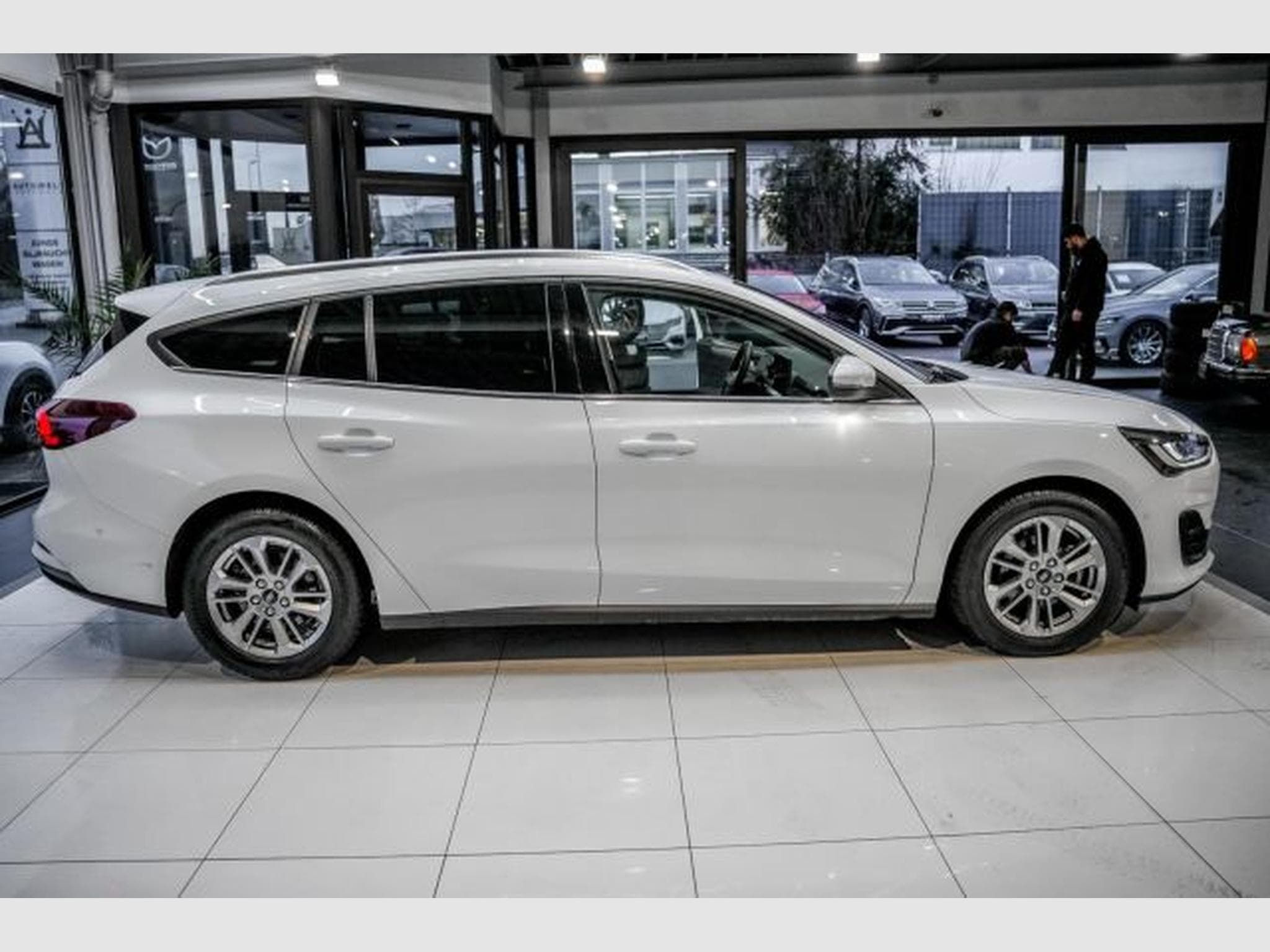 Ford Focus Focus 1.5 D 8G-Autom. Titanium X NAVI RFK LED (2023) - Foto 5