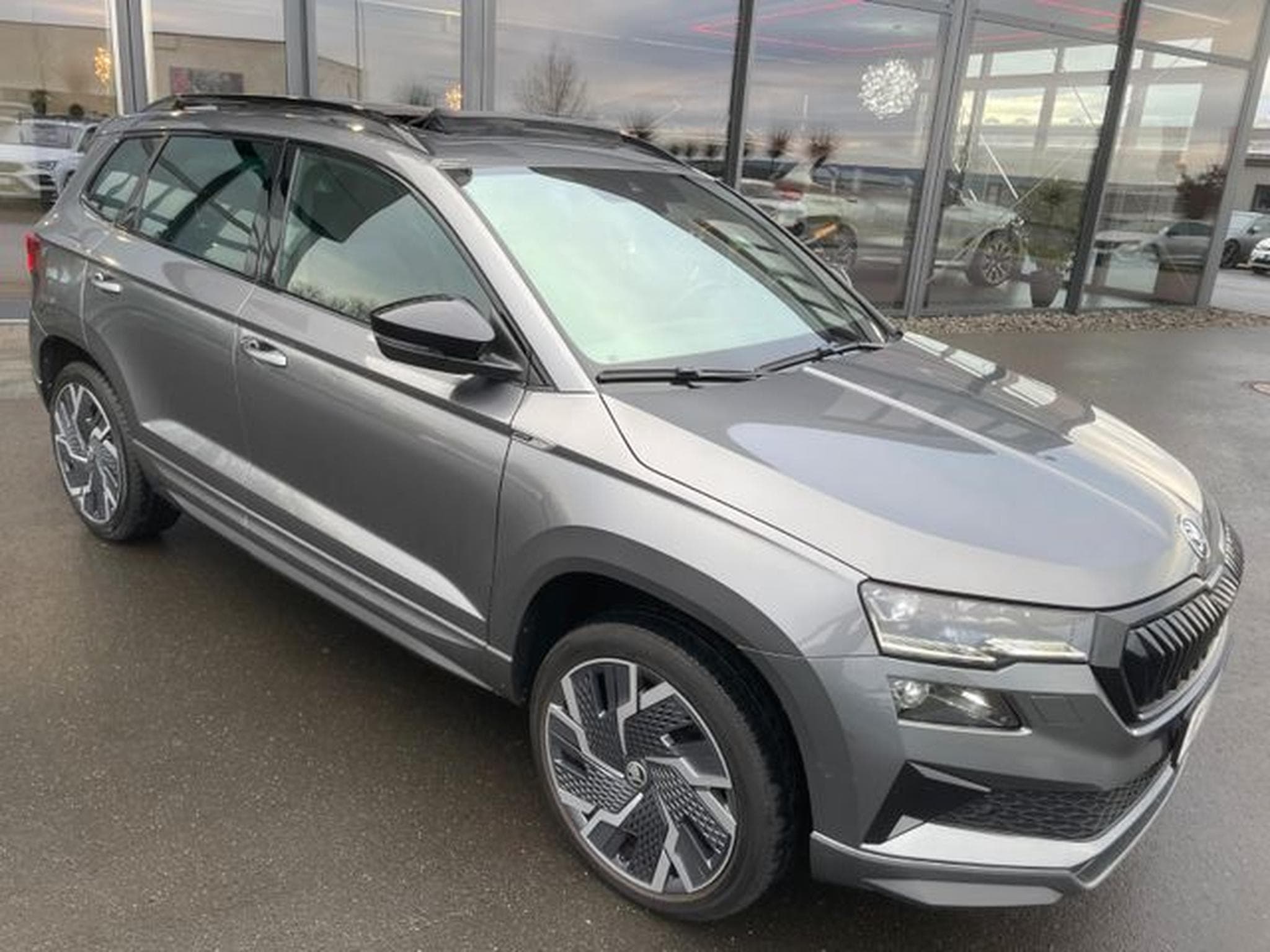 Skoda Karoq Karoq 2,0TSi DSG Sportline 4x4 Pano 19"ACC Navi (2023) - Photo 3