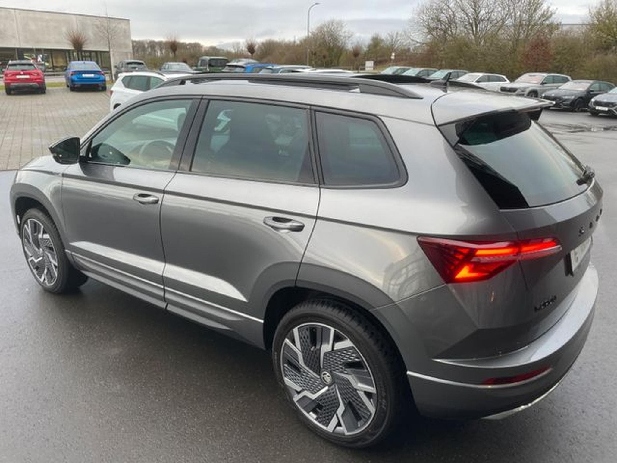 Skoda Karoq Karoq 2,0TSi DSG Sportline 4x4 Pano 19"ACC Navi (2023) - Photo 7