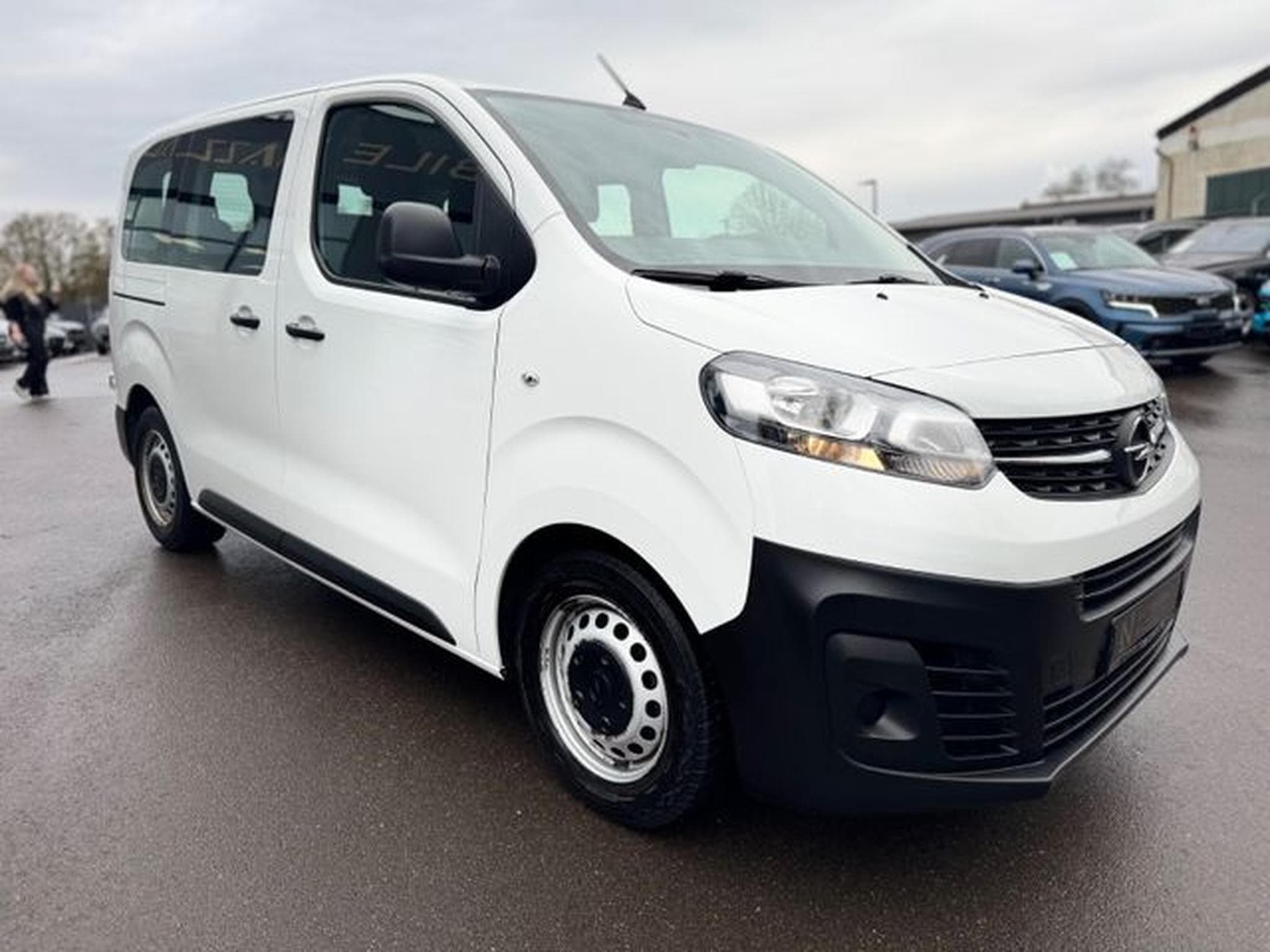 Opel Vivaro VIVARO *L1 *9 SITZER*KLIMA*NAVI*1.HD*PDC*TOP (2020) - Photo 4