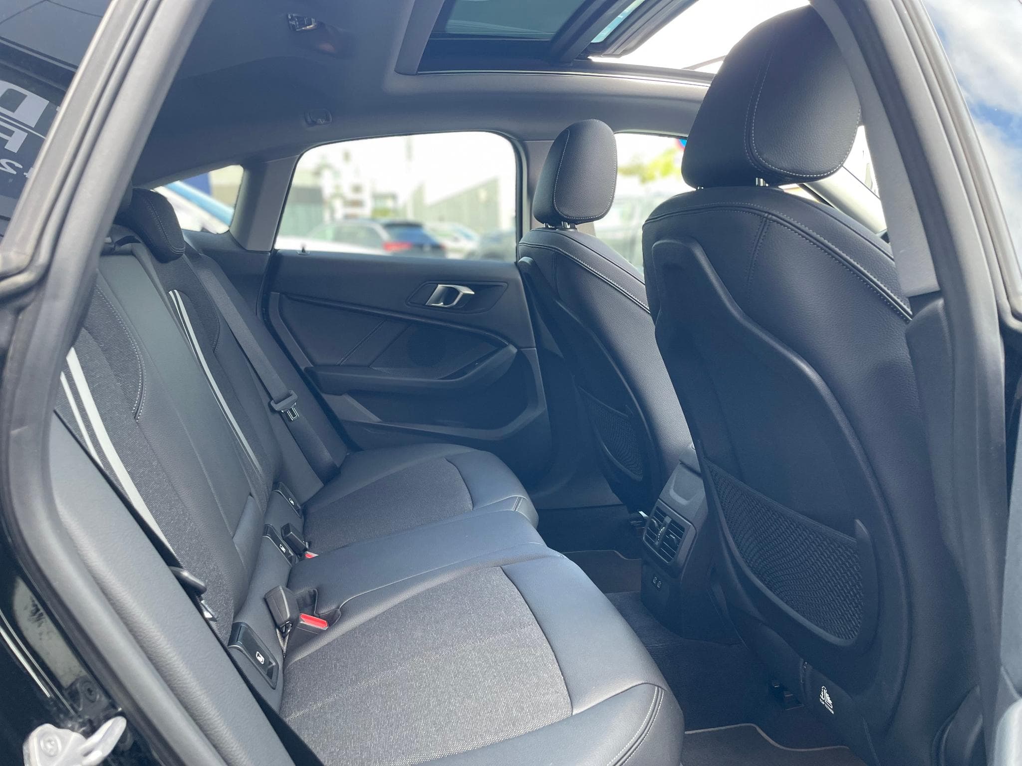 BMW 220 d Xdrive Gran Coupé Pack M Auto Toit Ouvrant (2021) - Foto 5