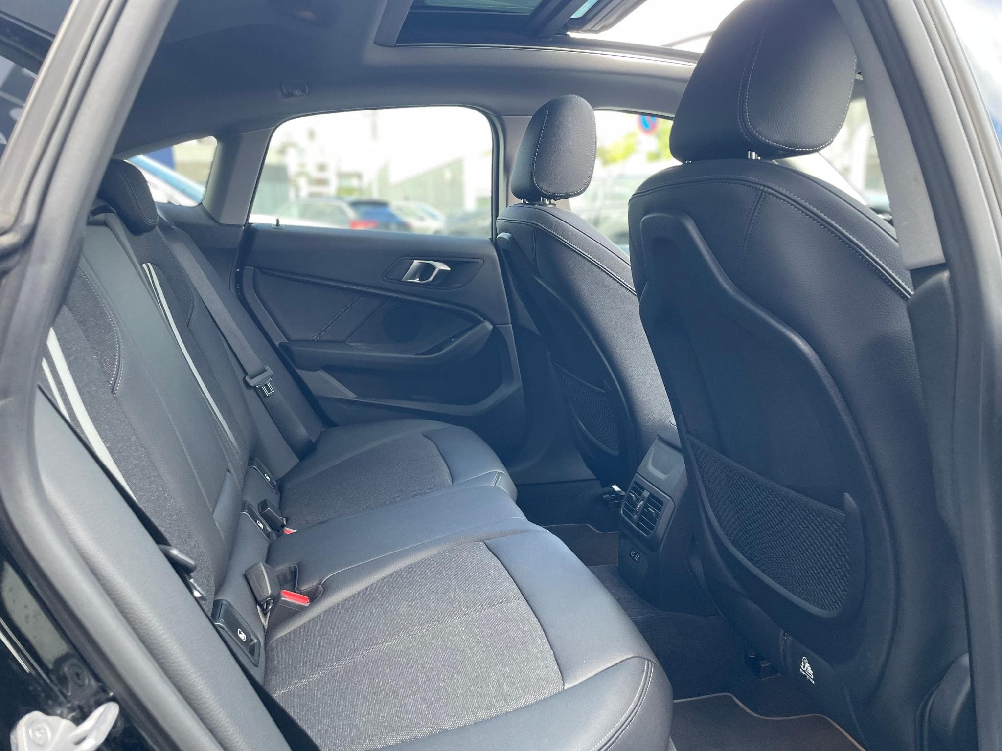 BMW 220 d Xdrive Gran Coupé Pack M Auto Toit Ouvrant (2021) - Foto 6