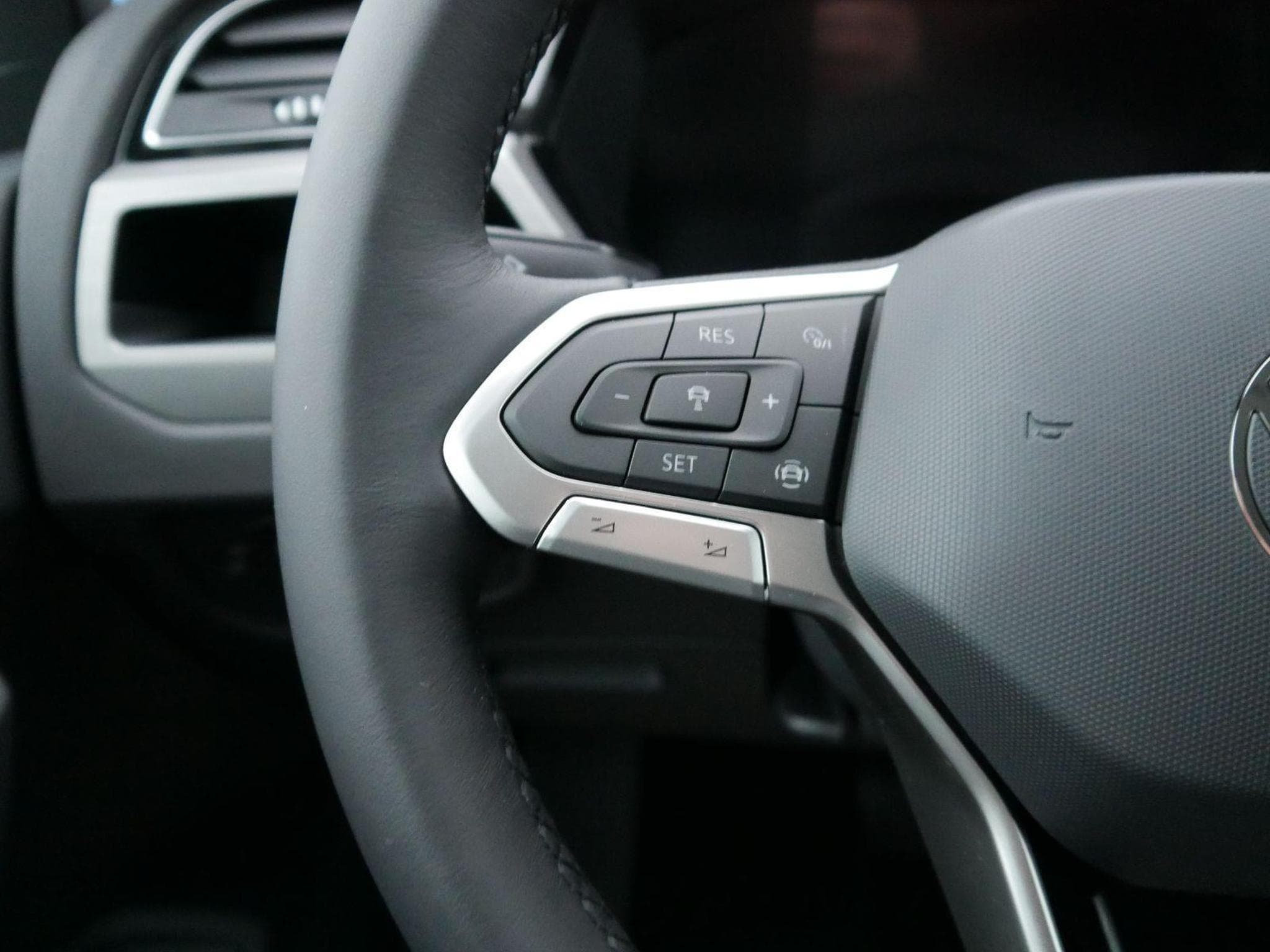 VW Touran Comfortline (2026) - Photo 14