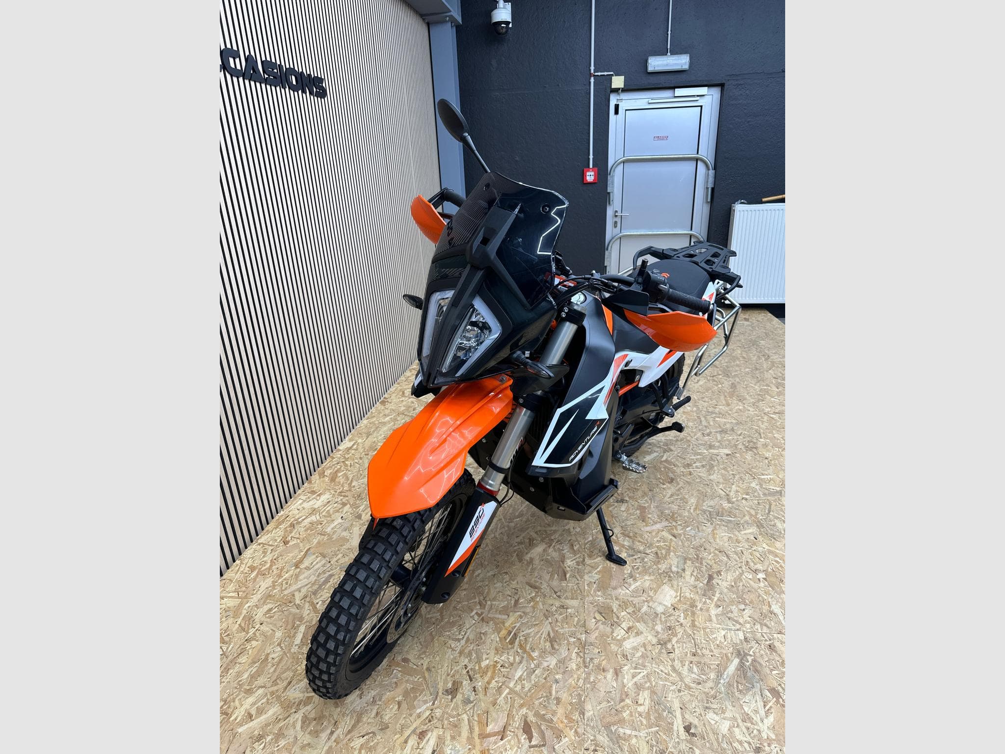 KTM Adventure 890 R (2022) - Foto 2