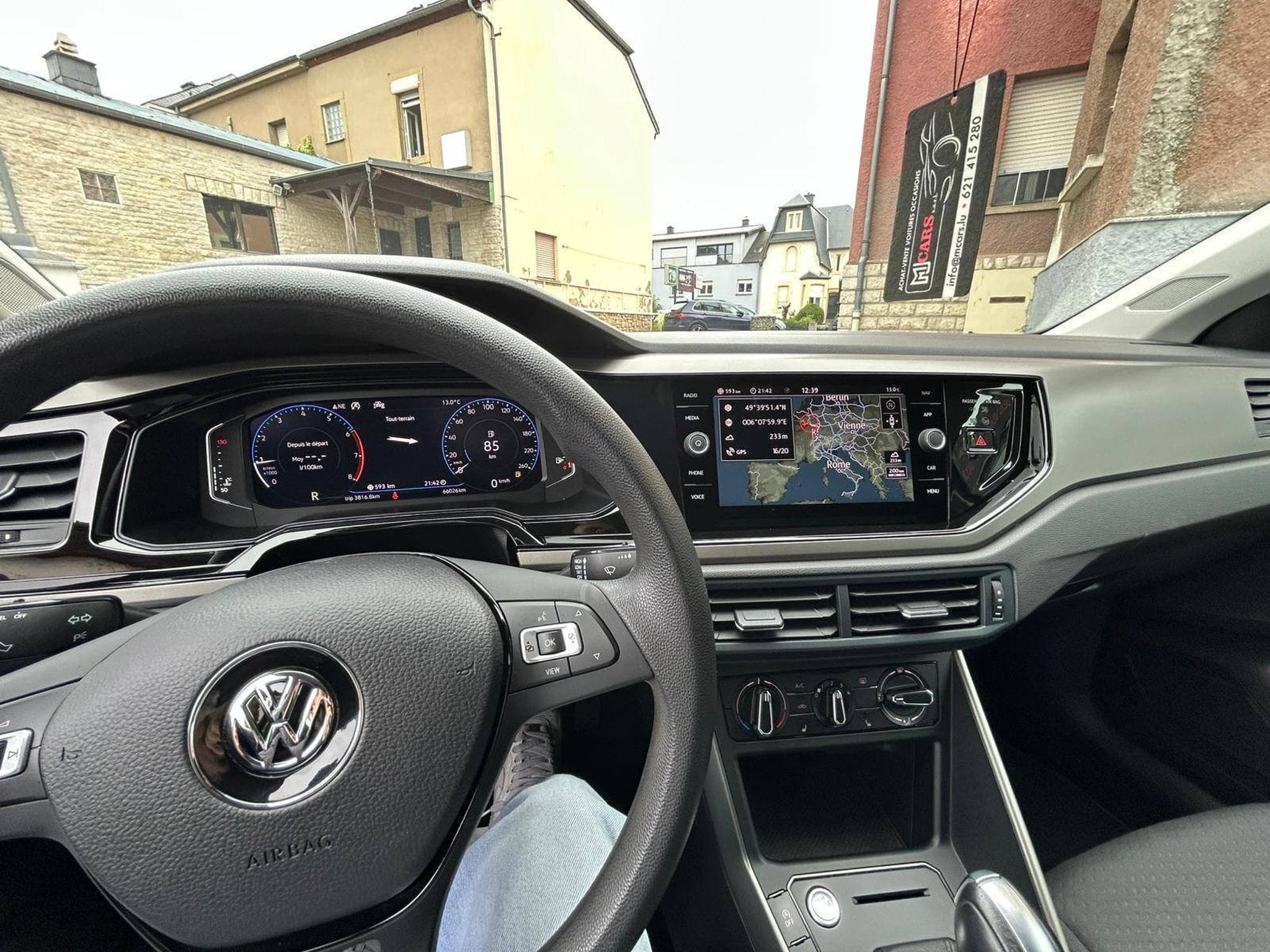 VW Polo 1.0 95CV DSG NAVIGATION VIRTUEL (2020) - Photo 11