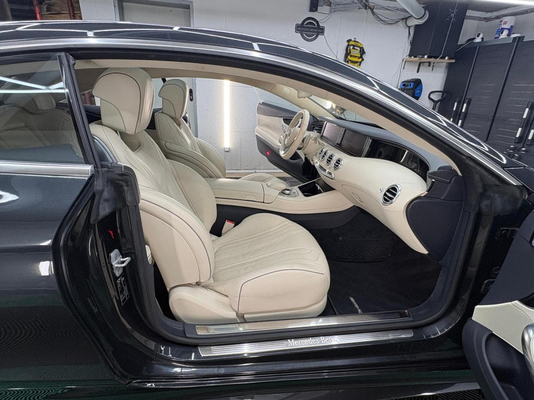 Mercedes S 500 Coupé 4 Matic AMG Line Exklusiv Klimasitze Burmester 360° 20 (2016) - Foto 10