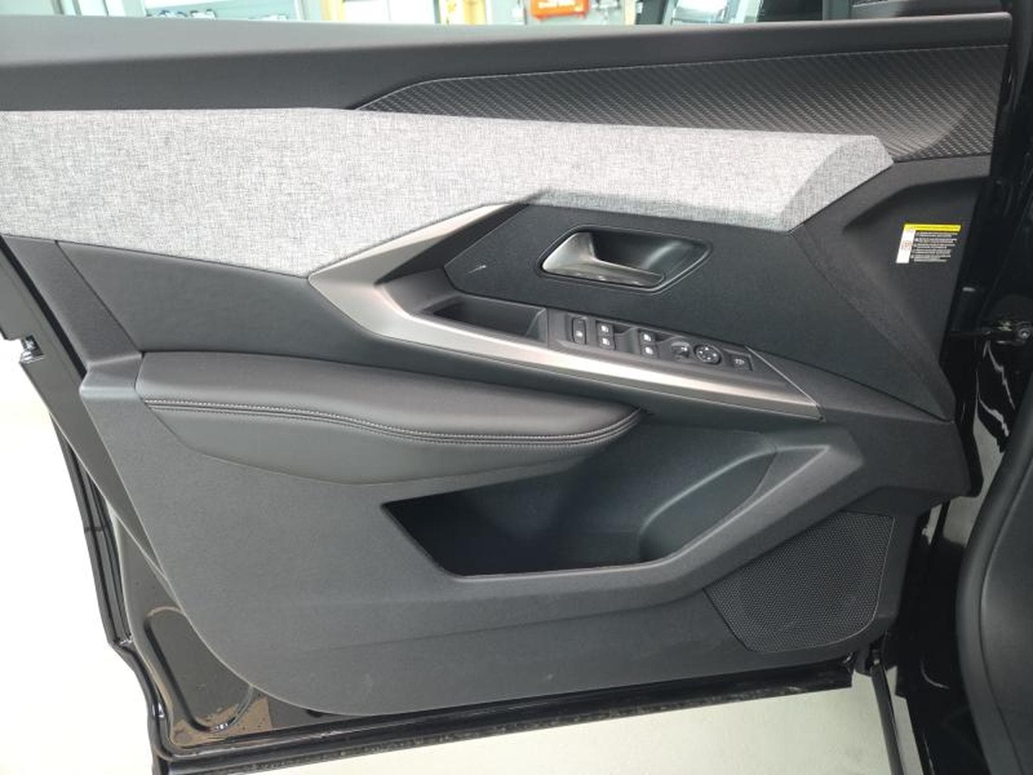 Peugeot 3008 145 e-DCSI Allure / Hybride (2025) - Photo 19