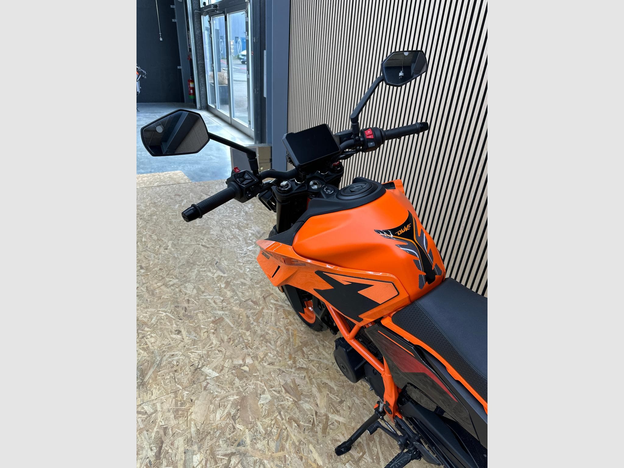 KTM Duke 390 (2025) - Foto 8