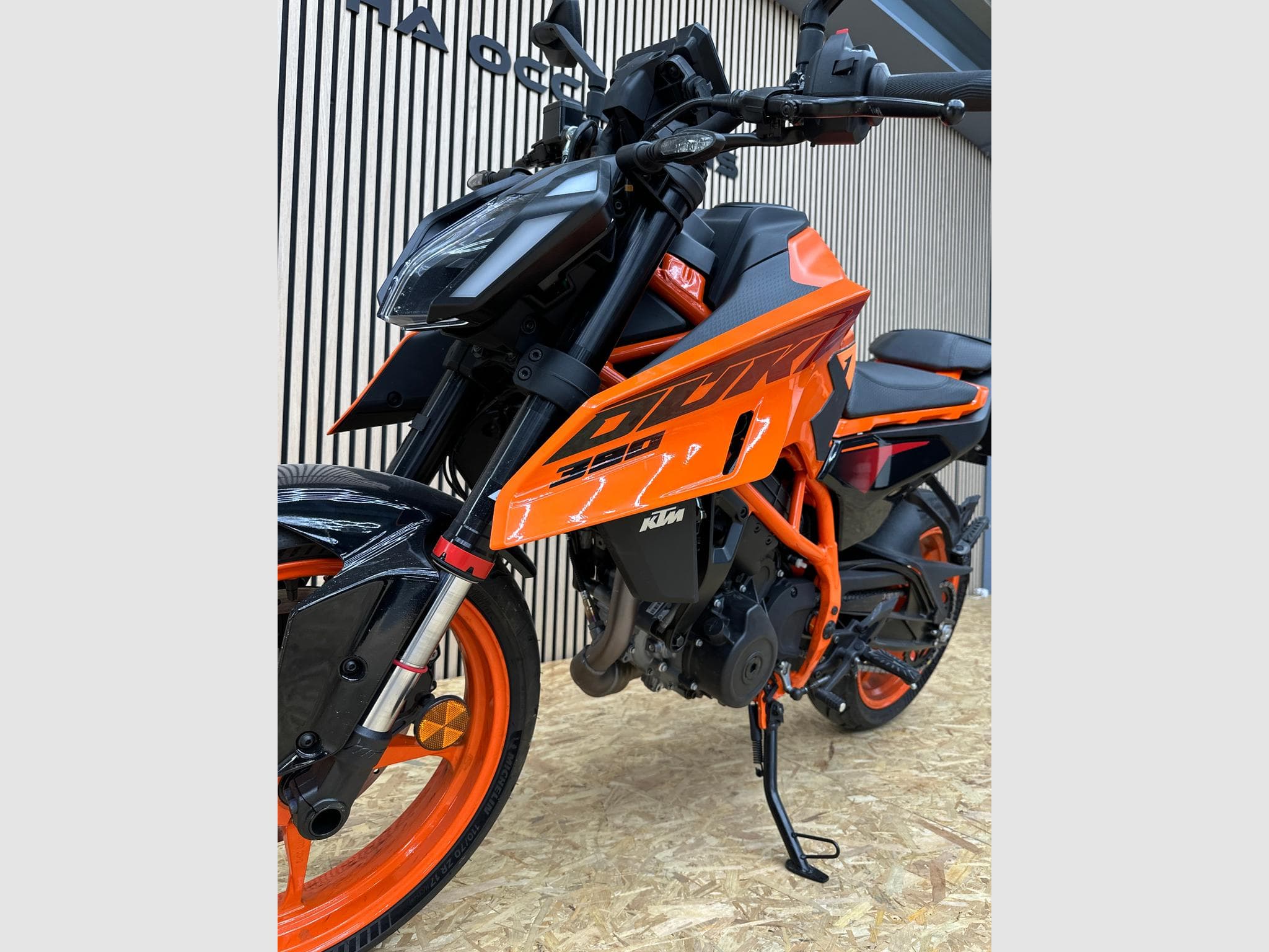 KTM Duke 390 (2025) - Foto 5