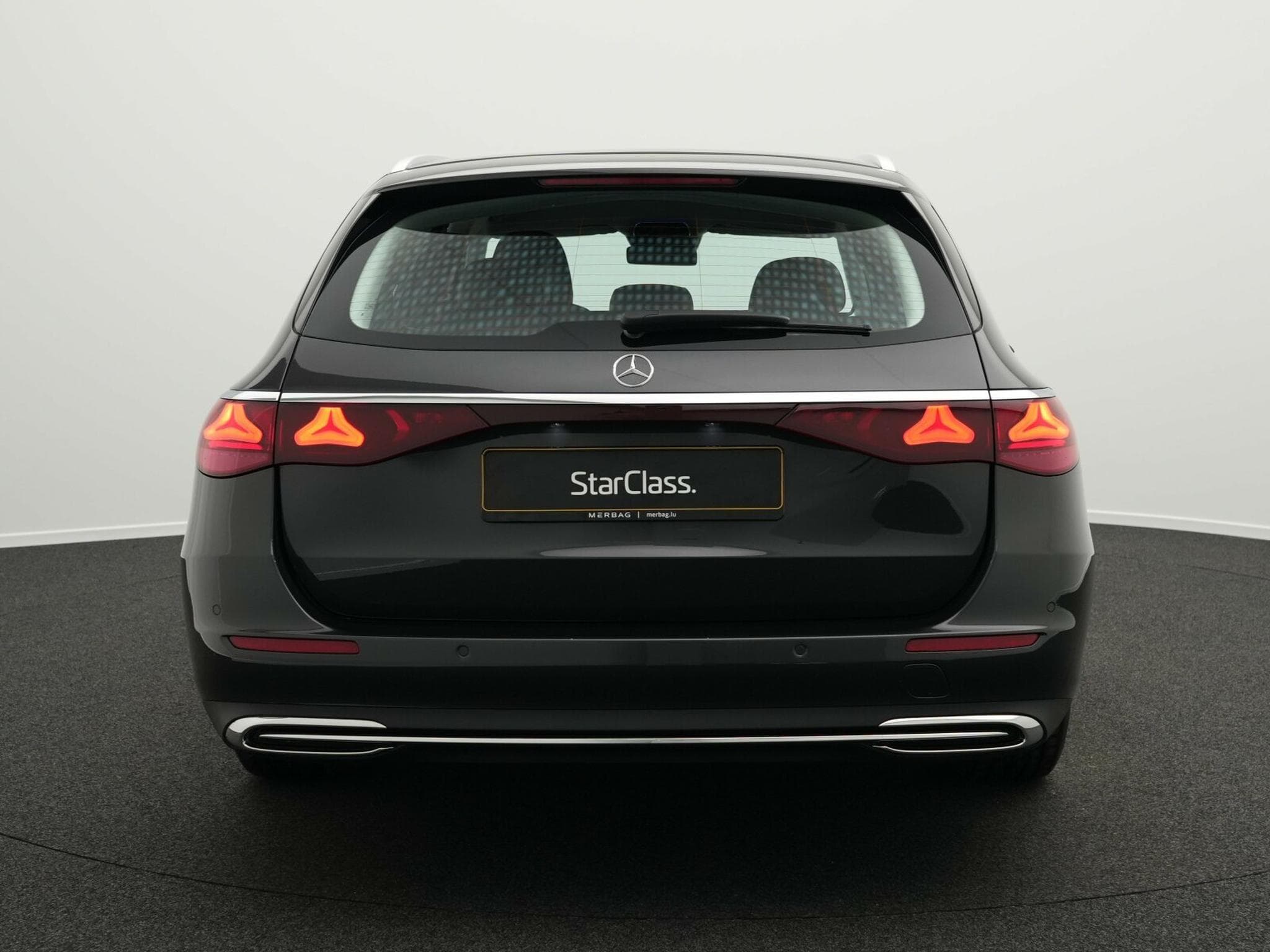 Mercedes Classe E T Avantgarde LED+AHK+Kamera+Totw (2024) - Photo 4