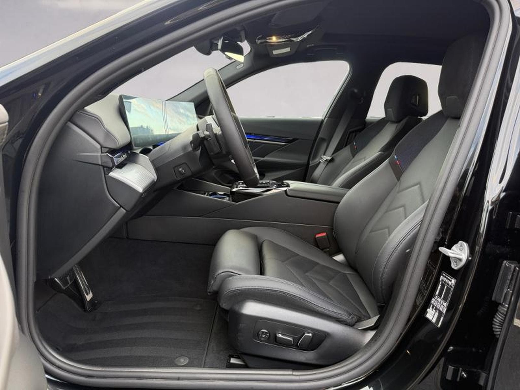 BMW 520 520i Berline Kit M Sport (2025) - Foto 6