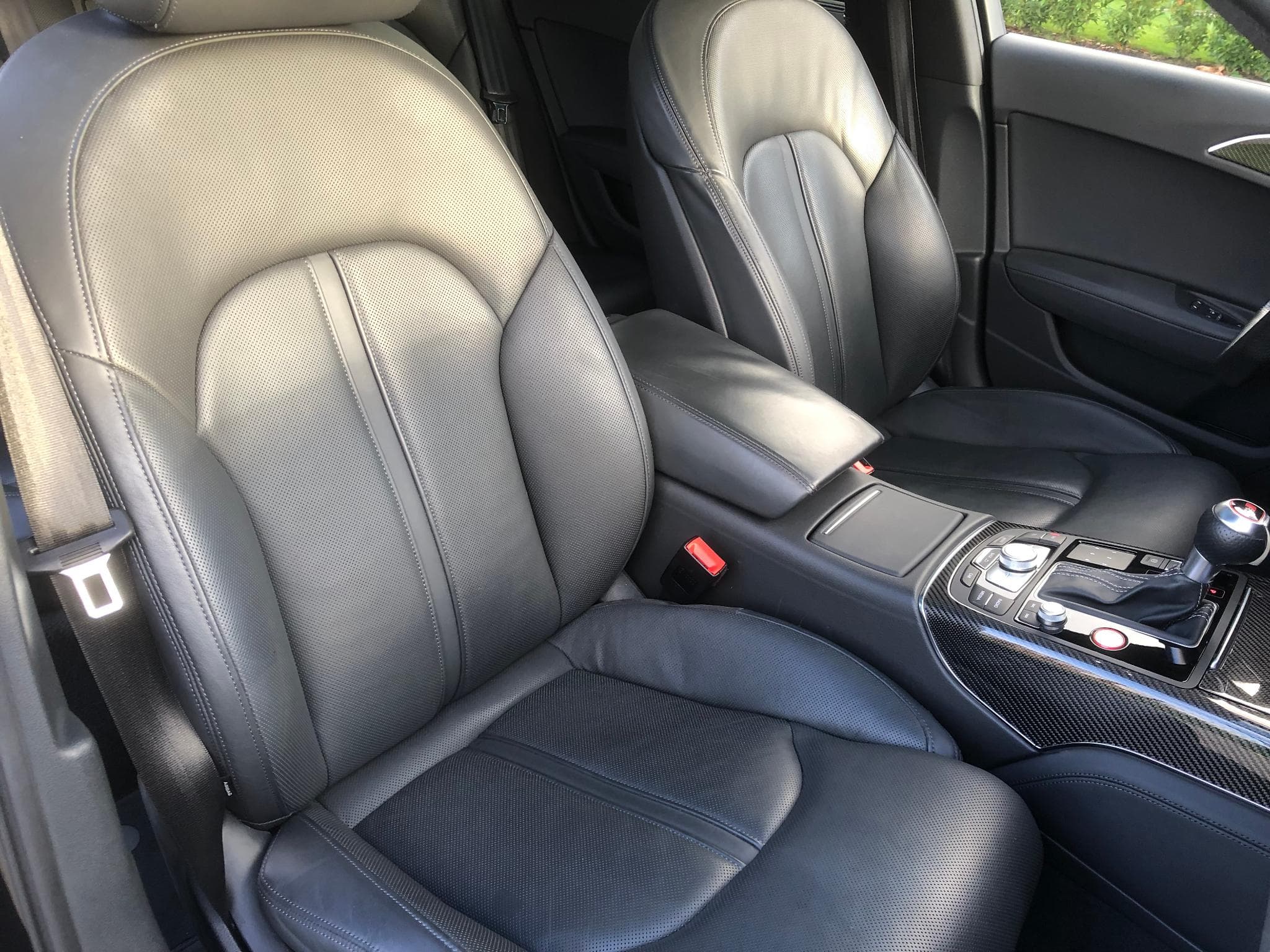 Audi RS6 AVANT 4.0 TFSI QUATTRO V8 Bi-Turbo 560 PS (2015) - Foto 8