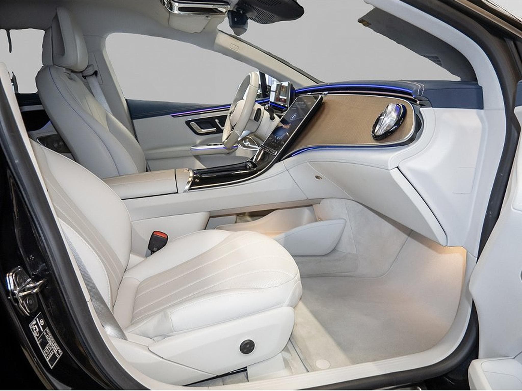 Mercedes EQ (2025) - Foto 2