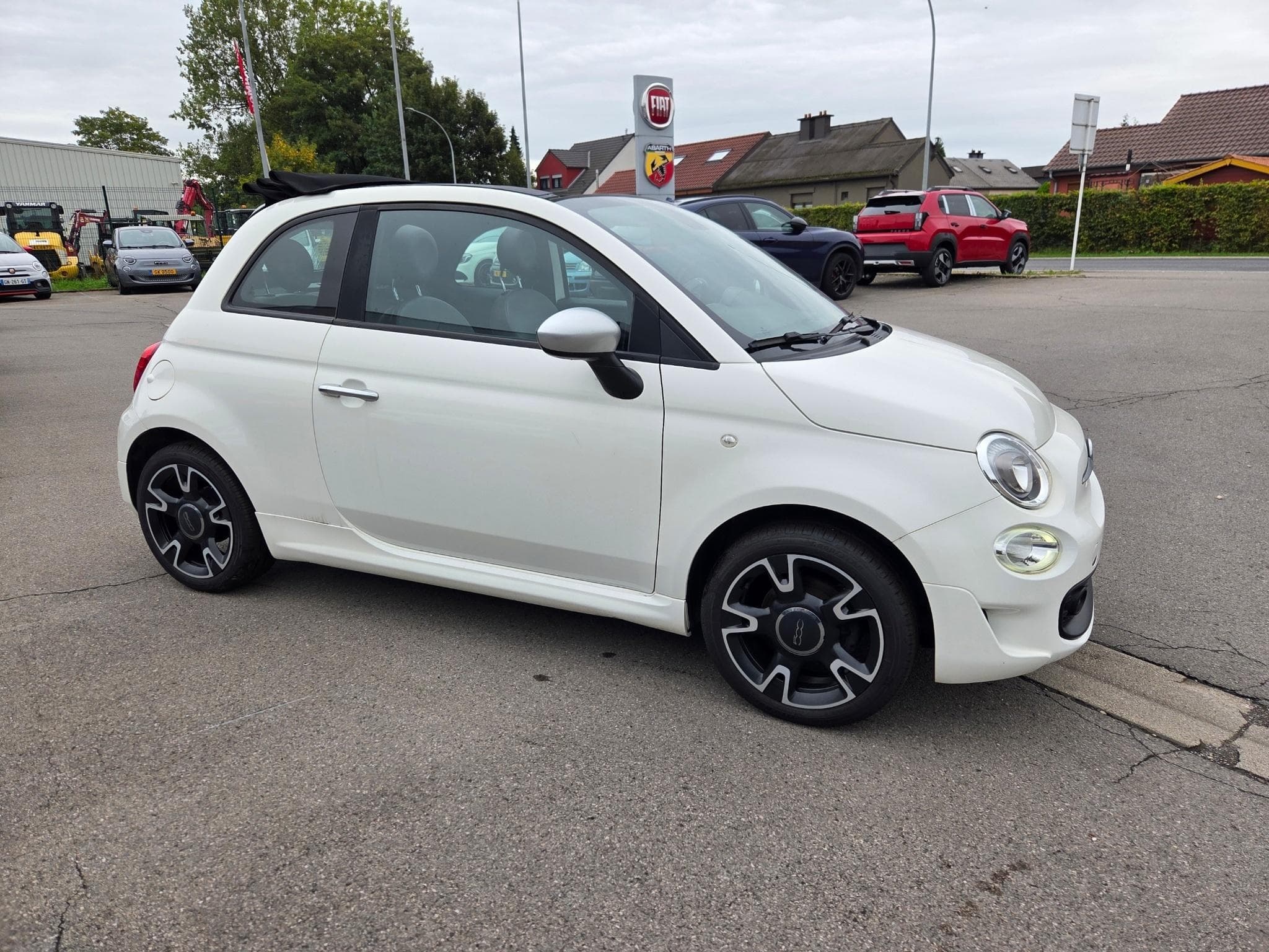 Fiat 500 CABRIOLET ROCKSTAR 1.0 HYBRID 70 CV (2020) - Foto 2