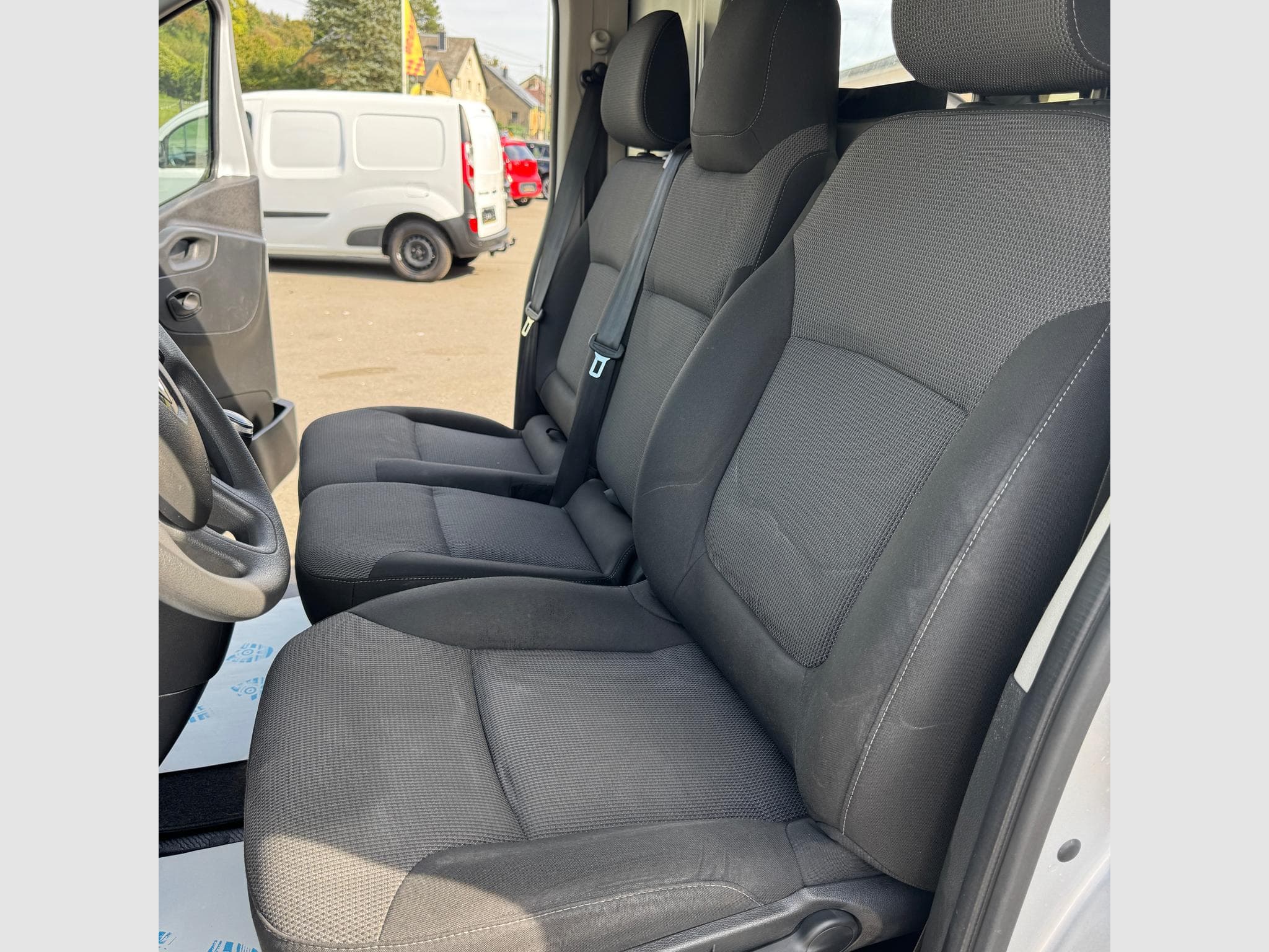 Renault Trafic energie 120 dci l1h1 (2021) - Photo 11