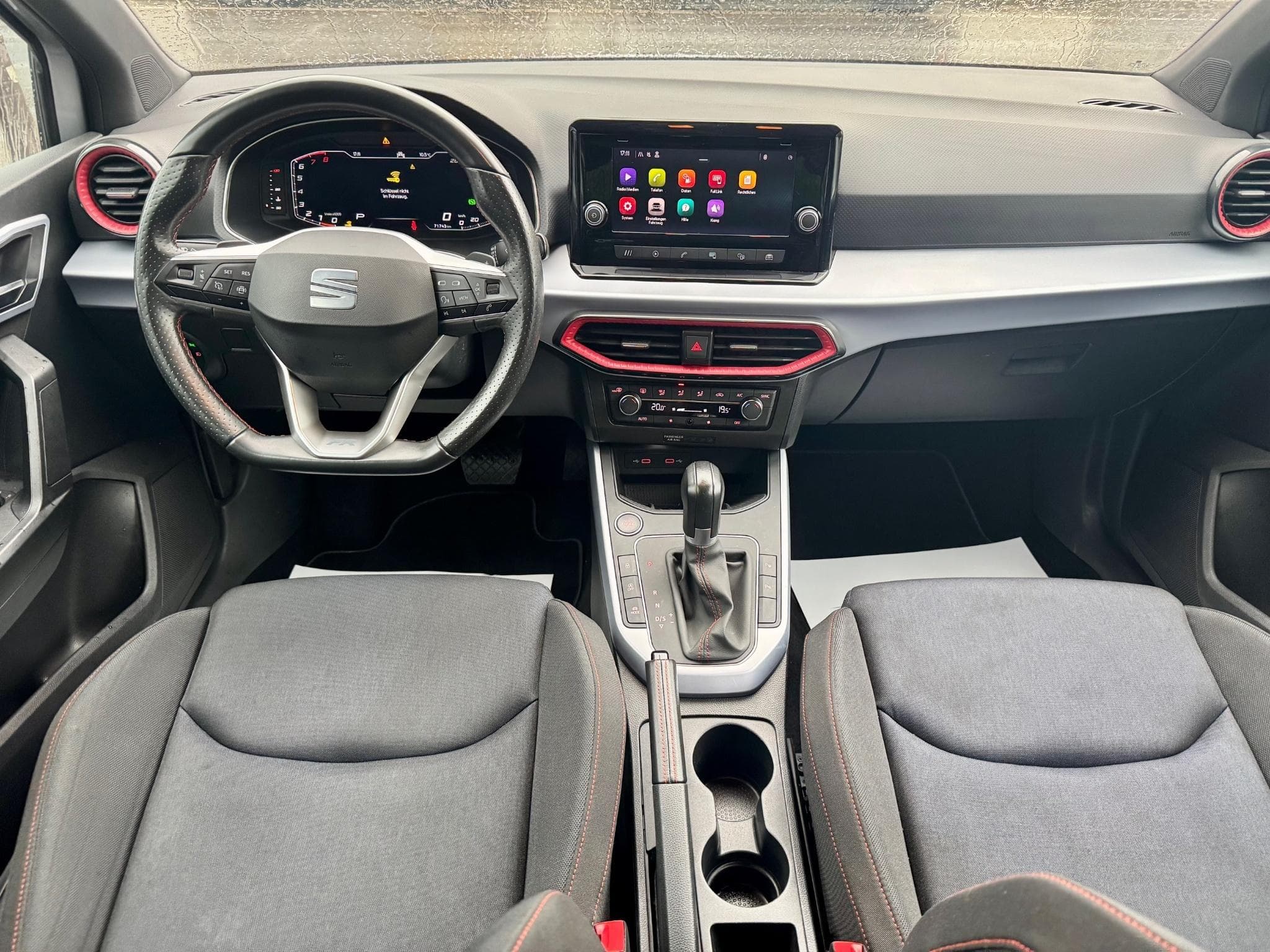 Seat Arona 1.0 TSI 110 FR DSG (2021) - Photo 8