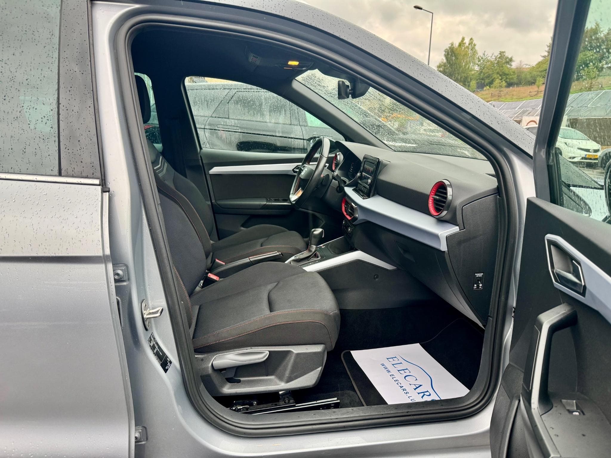 Seat Arona 1.0 TSI 110 FR DSG (2021) - Photo 9