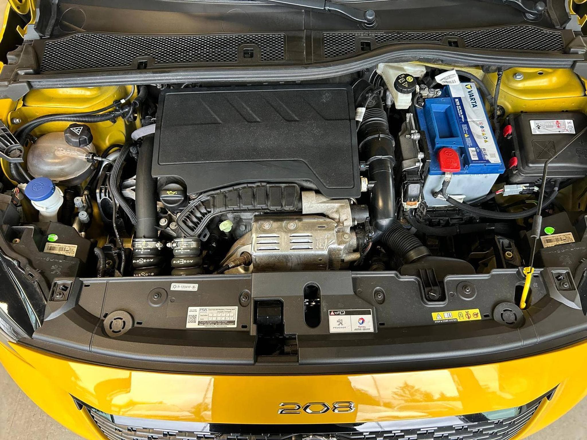 Peugeot 208 GT-Line (2020) - Photo 14