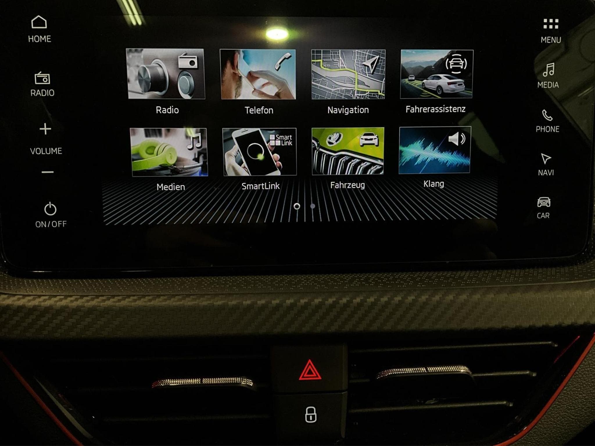 Skoda Scala Monte-Carlo+BVM+Pano+Navi (2025) - Photo 13