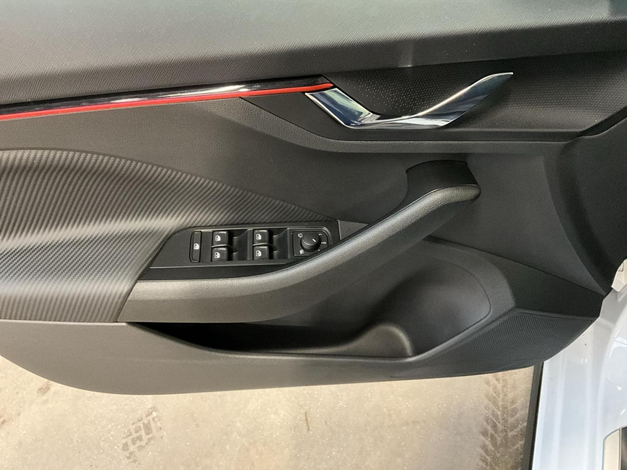 Skoda Scala Monte-Carlo+BVM+Pano+Navi (2025) - Photo 14