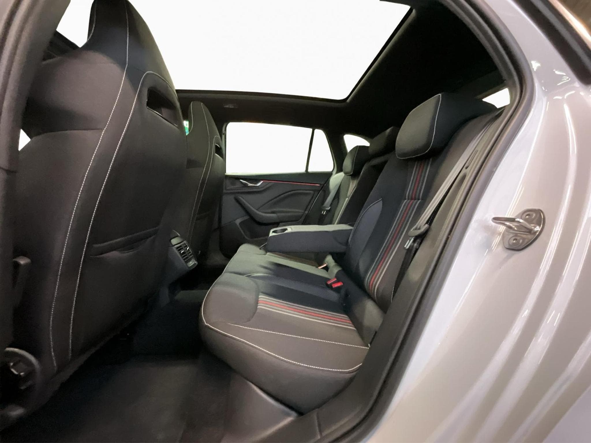 Skoda Scala Monte-Carlo+BVM+Pano+Navi (2025) - Photo 16