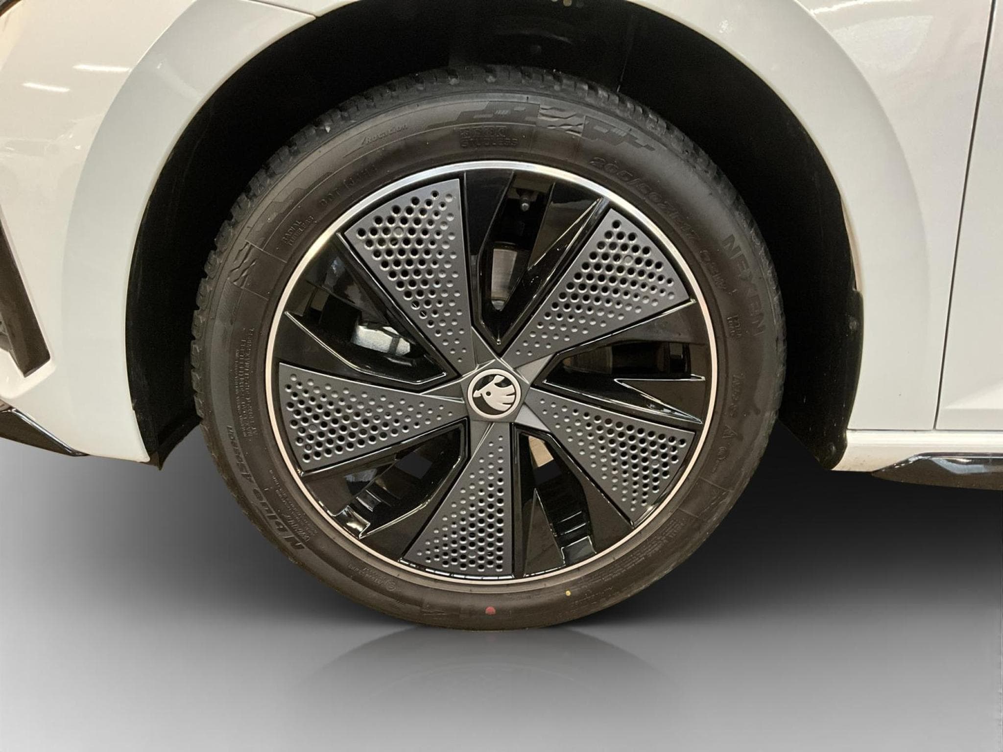 Skoda Scala Monte-Carlo+BVM+Pano+Navi (2025) - Photo 8