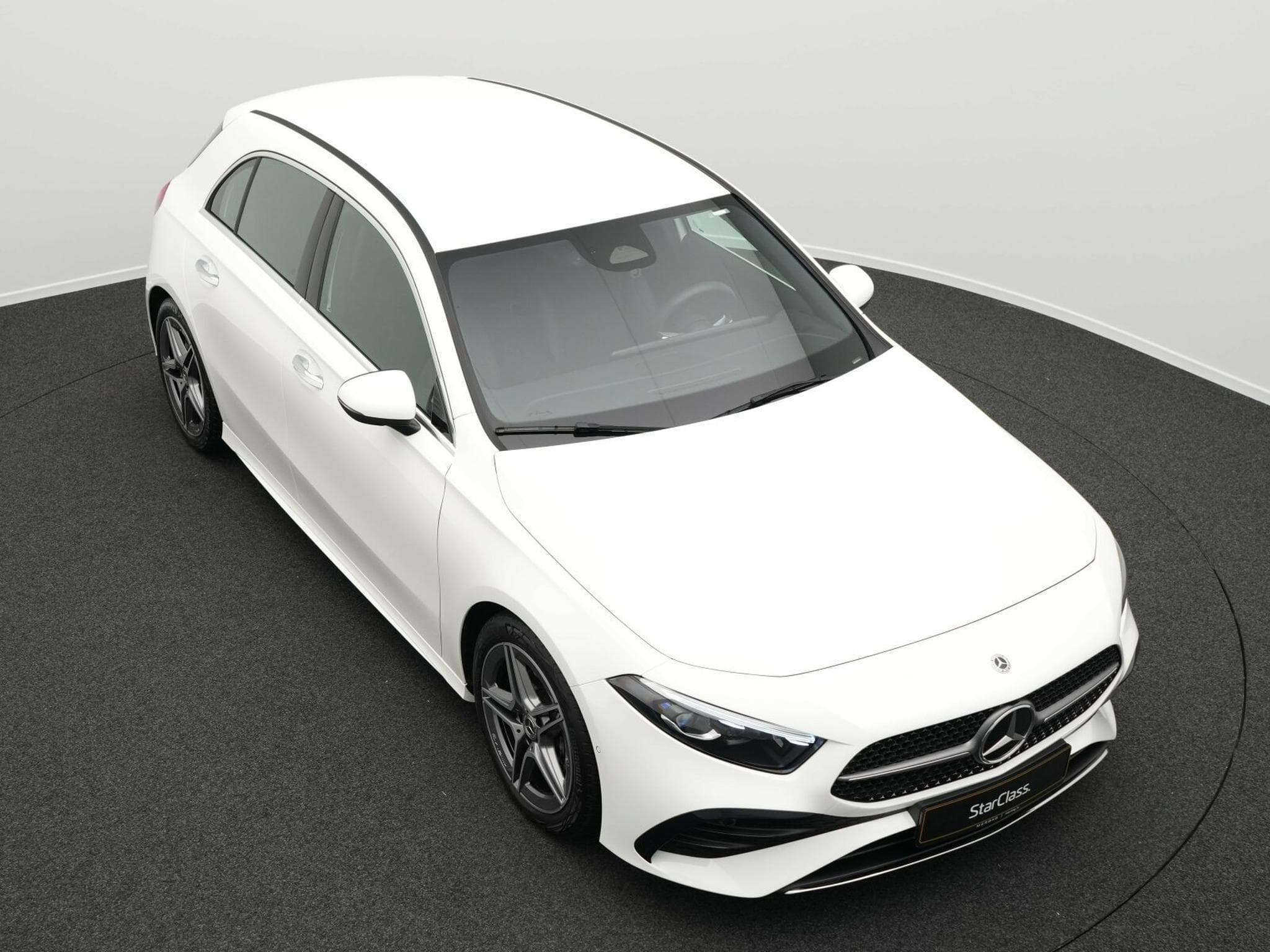 Mercedes Classe A AMG-Line Multi+Kamera+AHK+Ambi (2025) - Photo 10