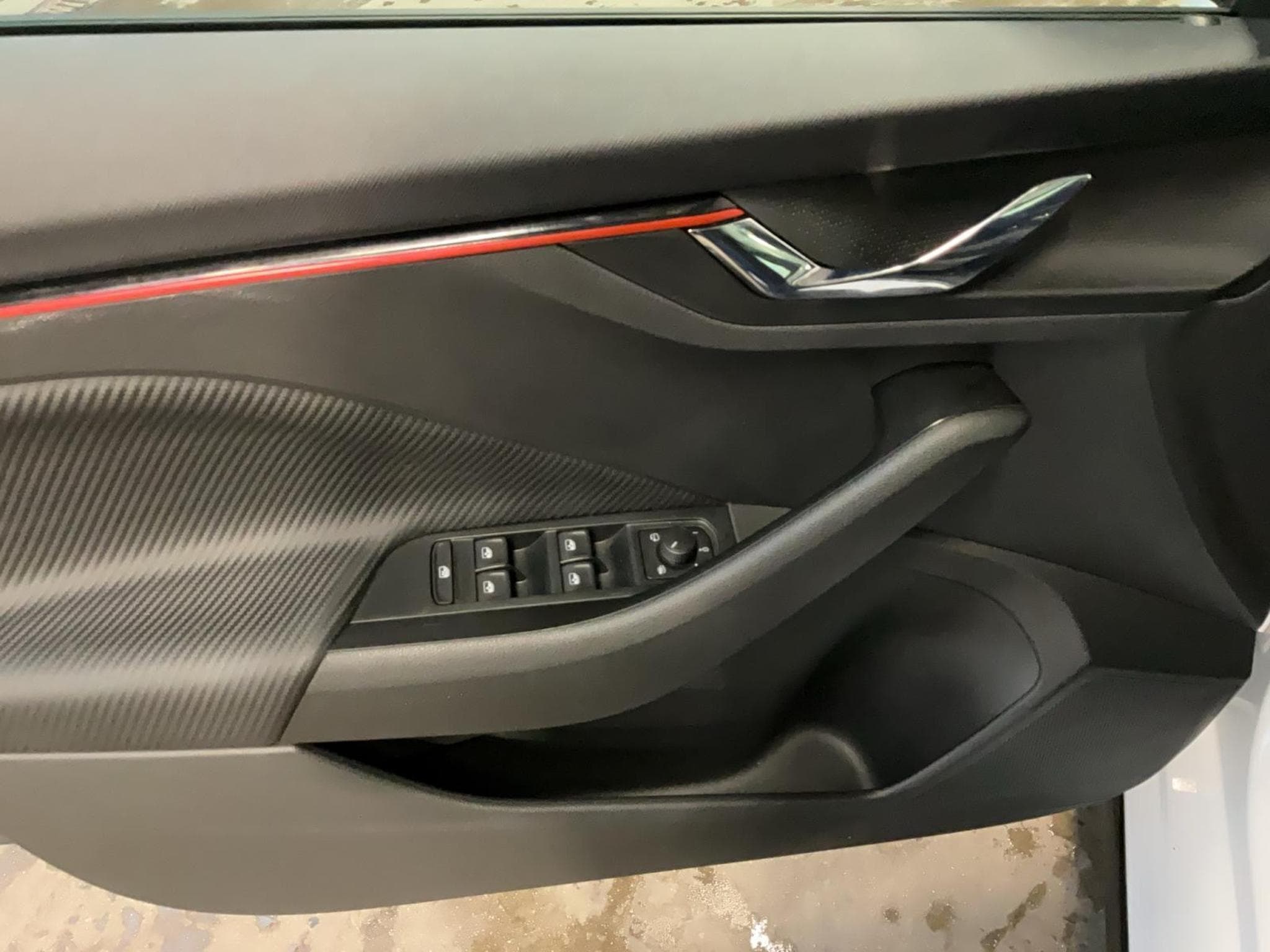 Skoda Scala Monte-Carlo+DSG+Pano+LED (2025) - Photo 10