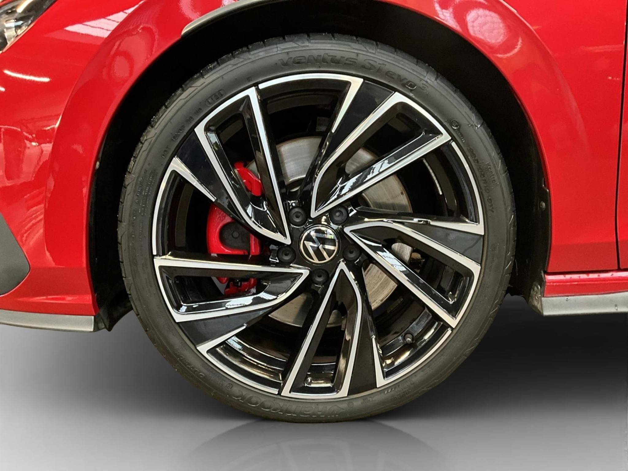 VW Golf GTI+DSG+Pano+Matrix-LED+Navi (2023) - Photo 8