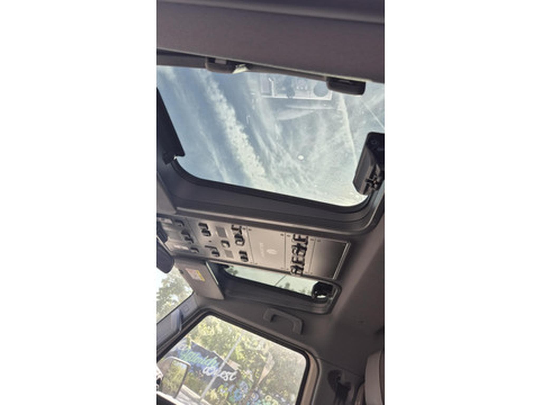 Ineos Grenadier Station Wagon 5 seat 1924 Edition (2026) - Photo 8