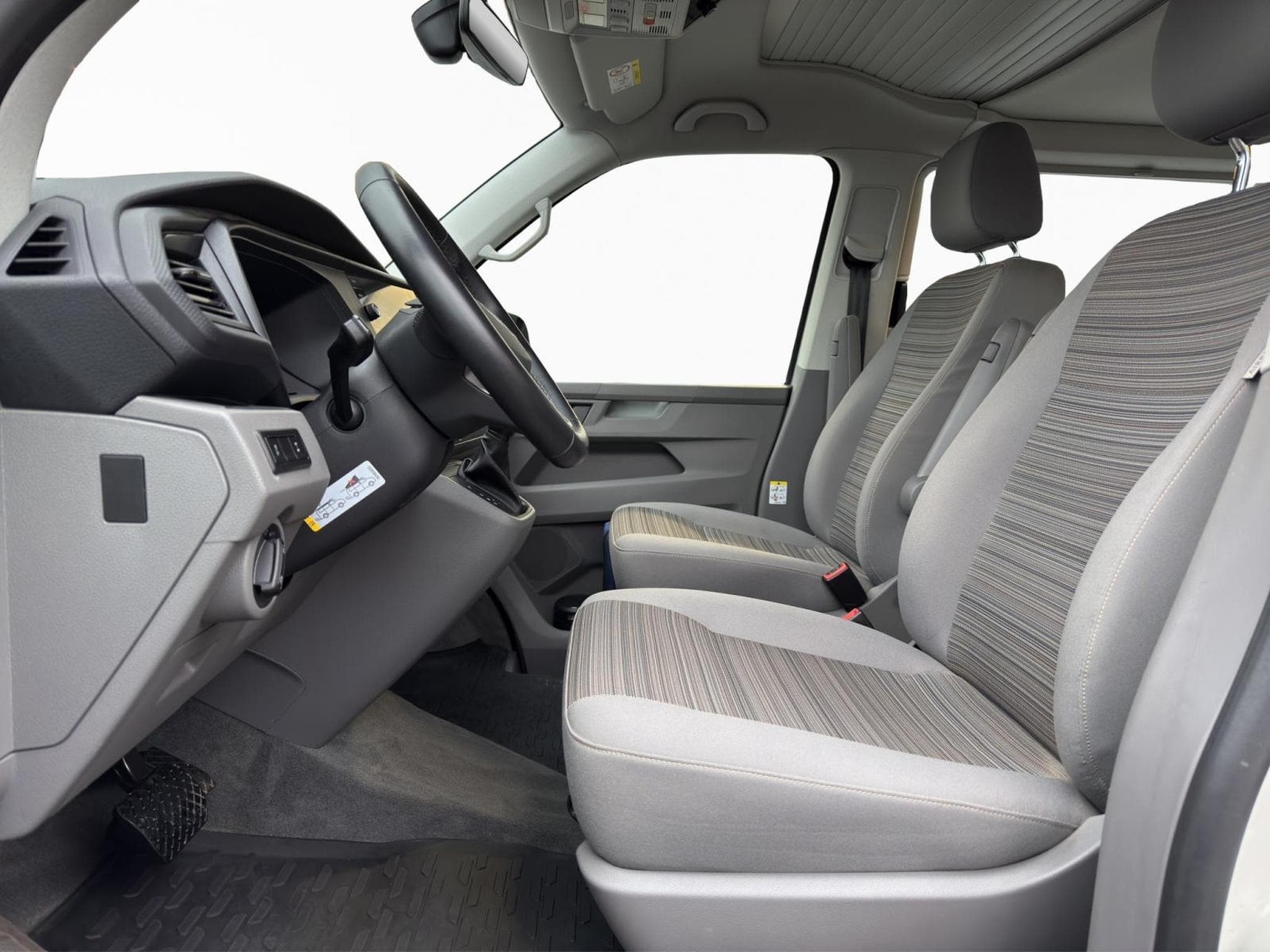 VW T6.1 Beach (2024) - Foto 8