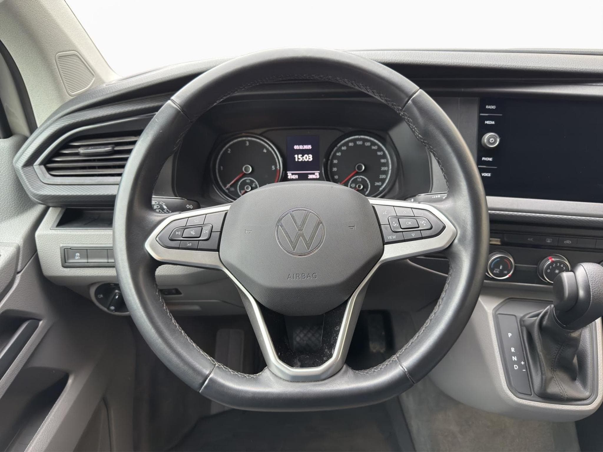 VW T6.1 Beach (2024) - Foto 9
